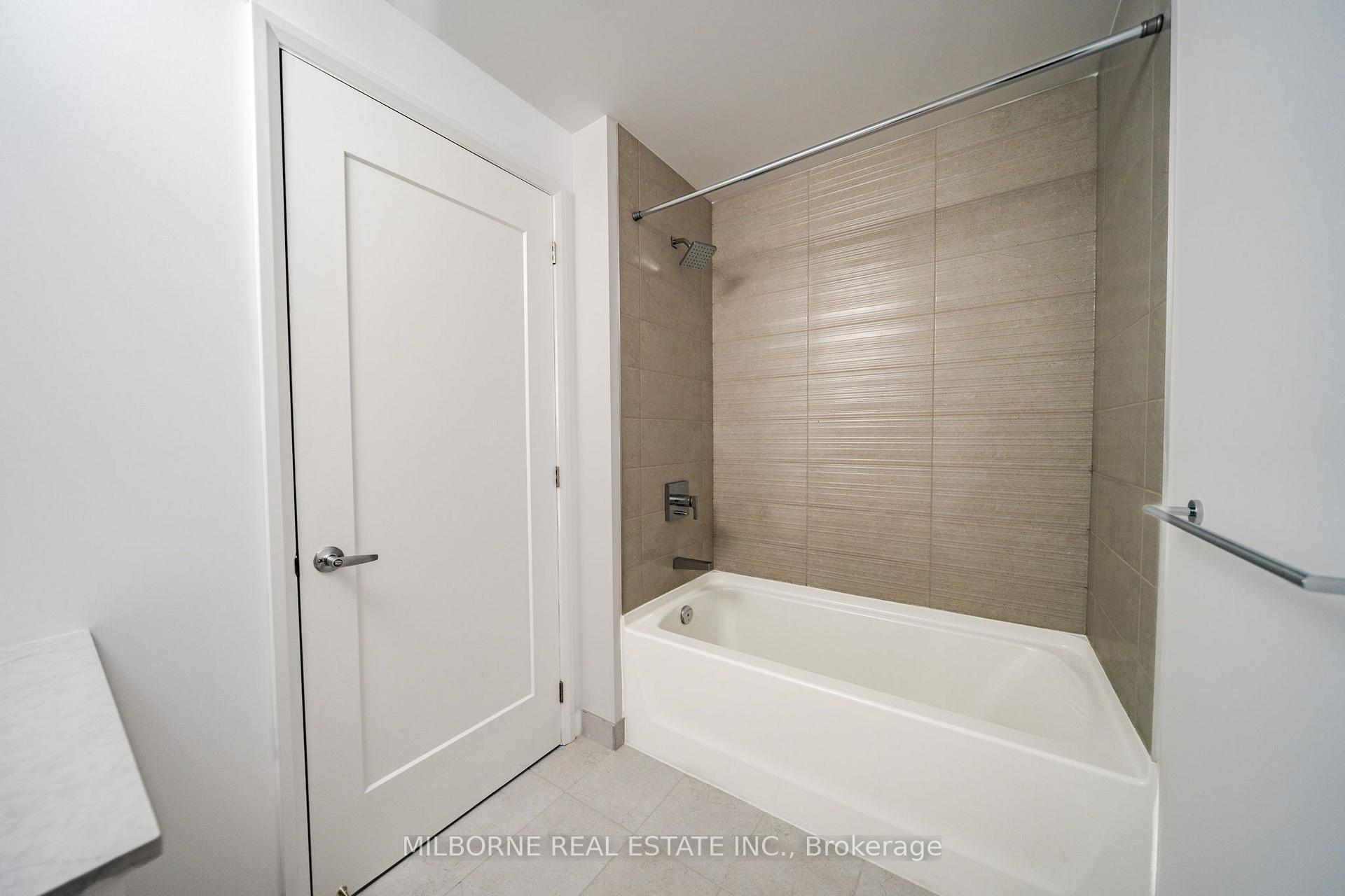 Photo 7 of Unit 522, 75 James Street S, Hamilton, Corktown — HOMEH