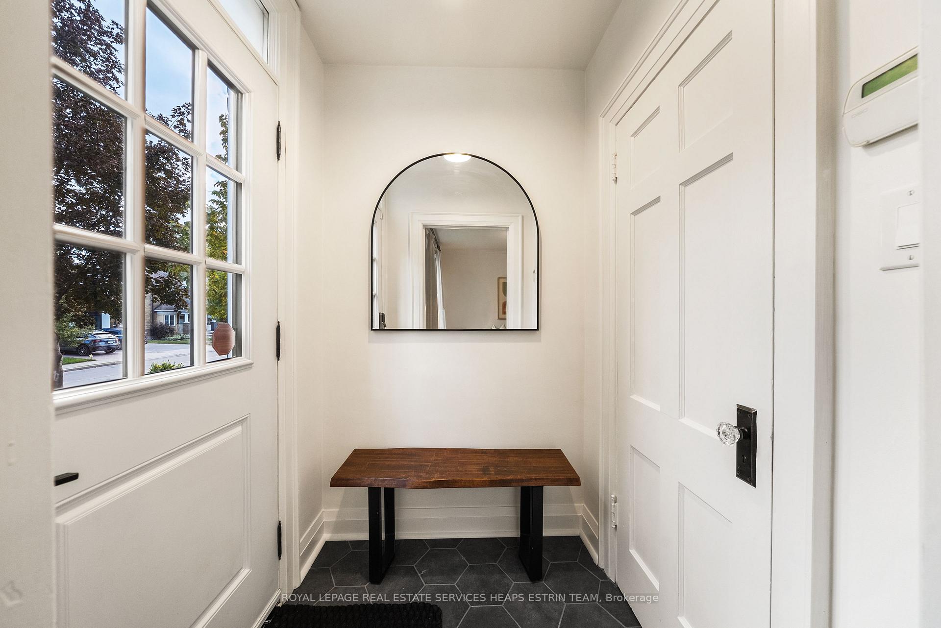 Photo 2 of 292 Broadway Avenue, Toronto, Mount Pleasant East — HOMEH