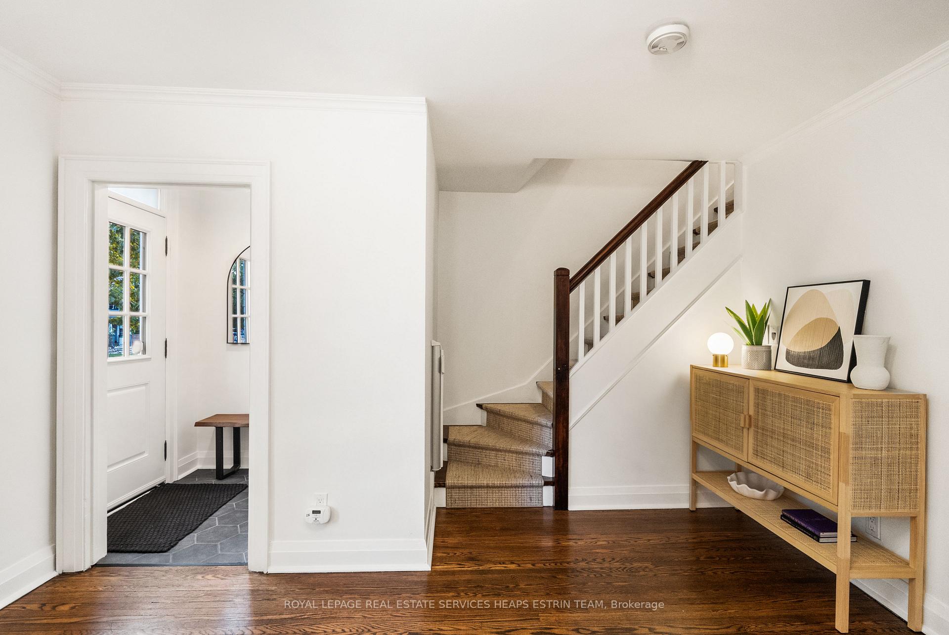 Photo 3 of 292 Broadway Avenue, Toronto, Mount Pleasant East — HOMEH
