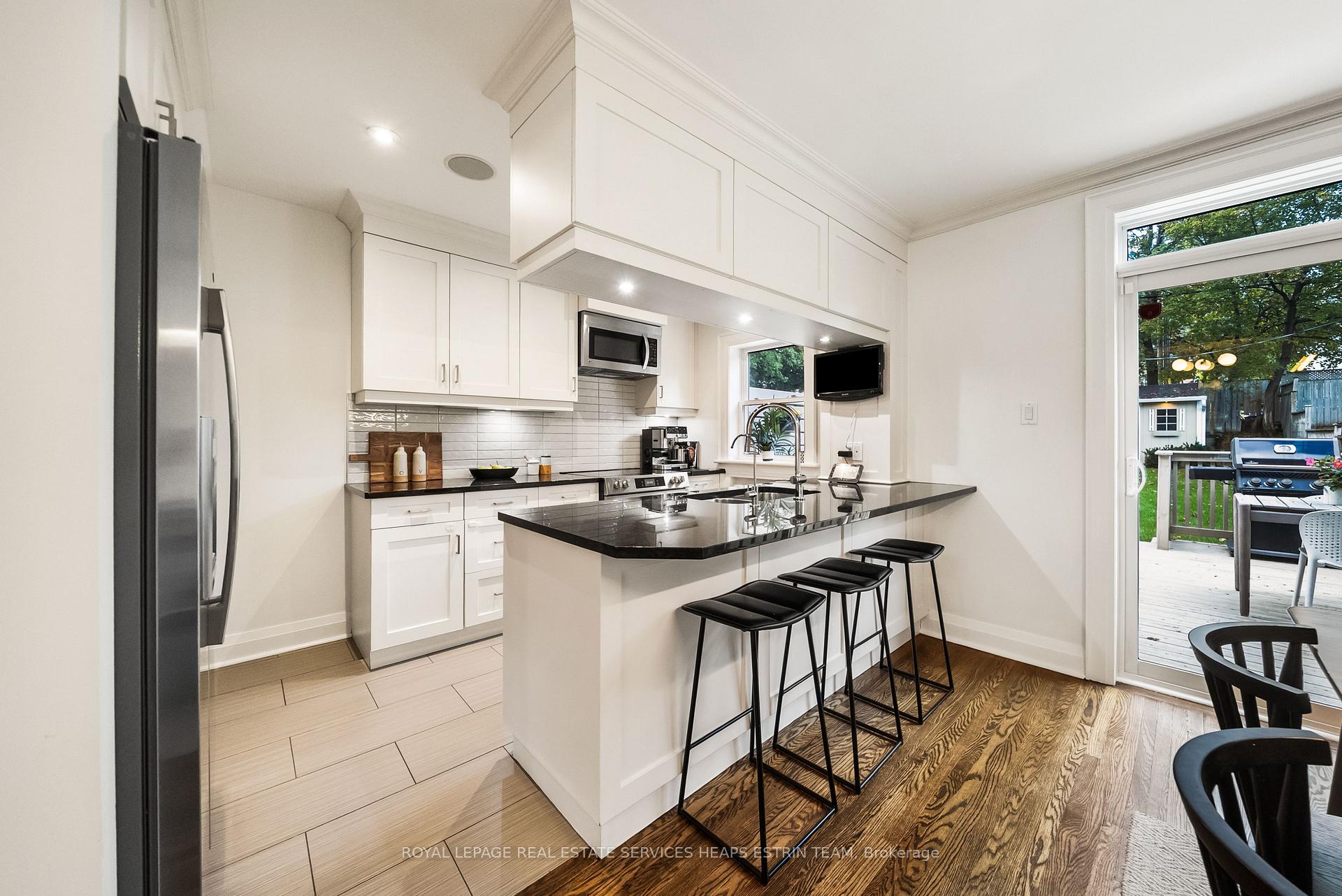 Photo 12 of 292 Broadway Avenue, Toronto, Mount Pleasant East — HOMEH