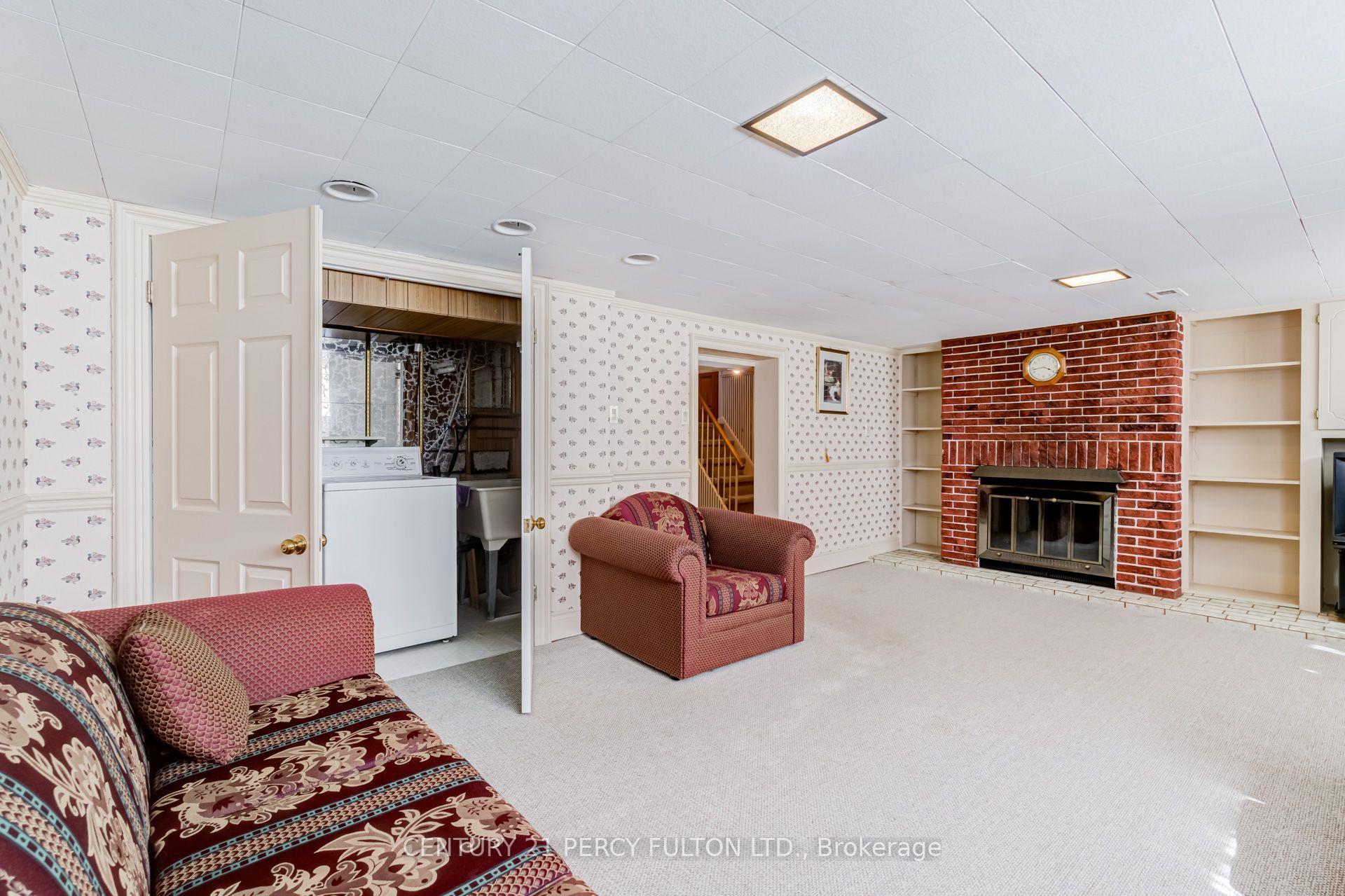 Photo 41 of 10 Dunlop Avenue, Scarborough, Clairlea-Birchmount — HOMEH