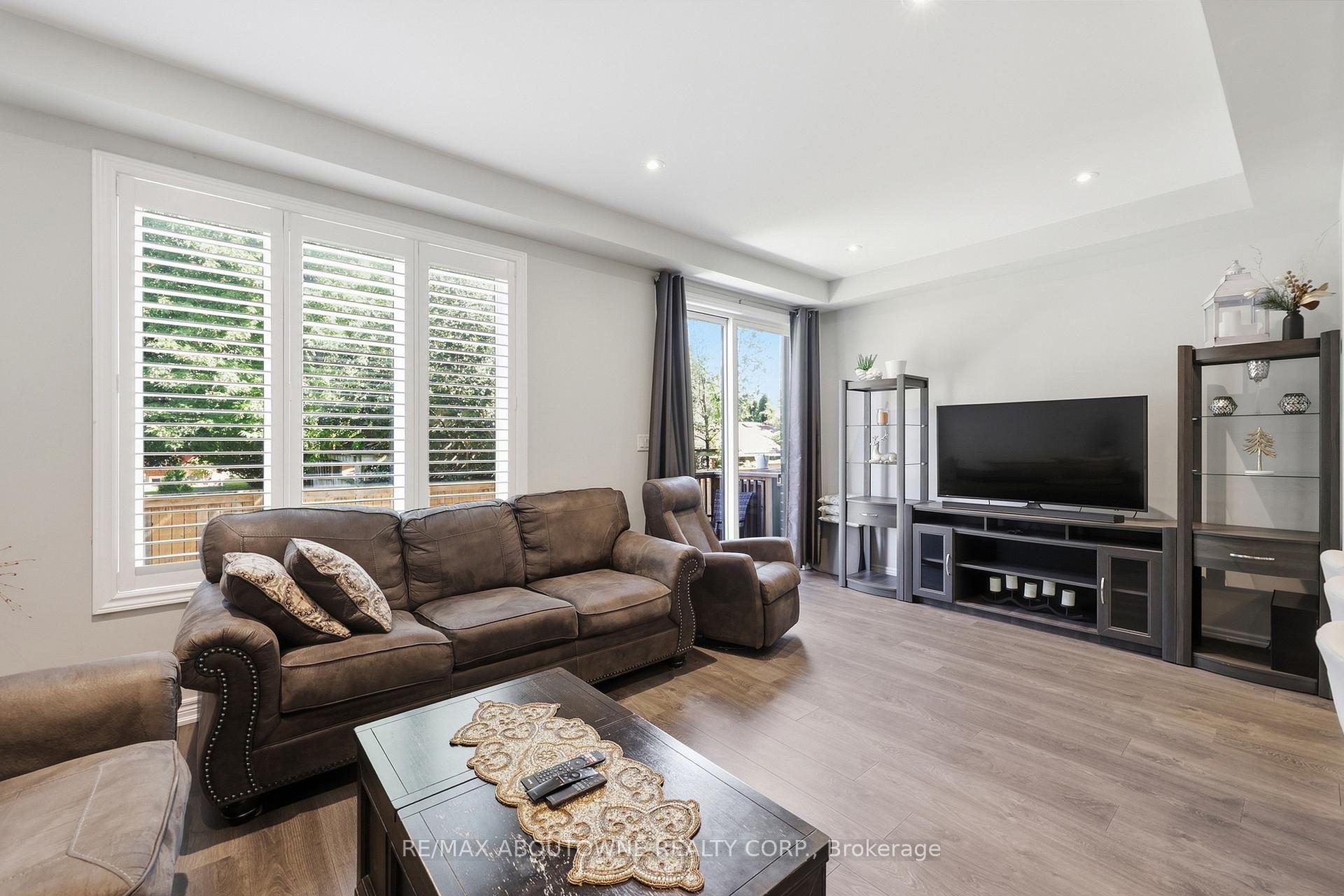 Photo 11 of Unit 44, 288 Glover Rd, Hamilton, Fruitland — HOMEH