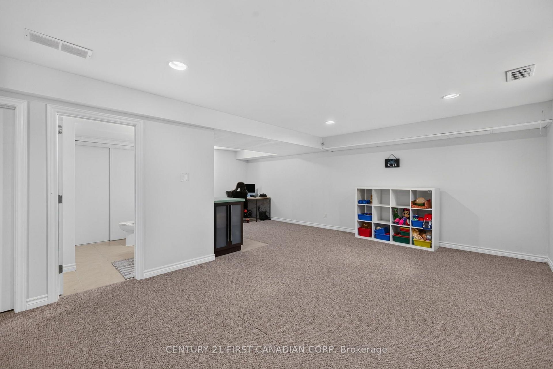 Photo 21 of 1213 Smither Road, London, North I — HOMEH