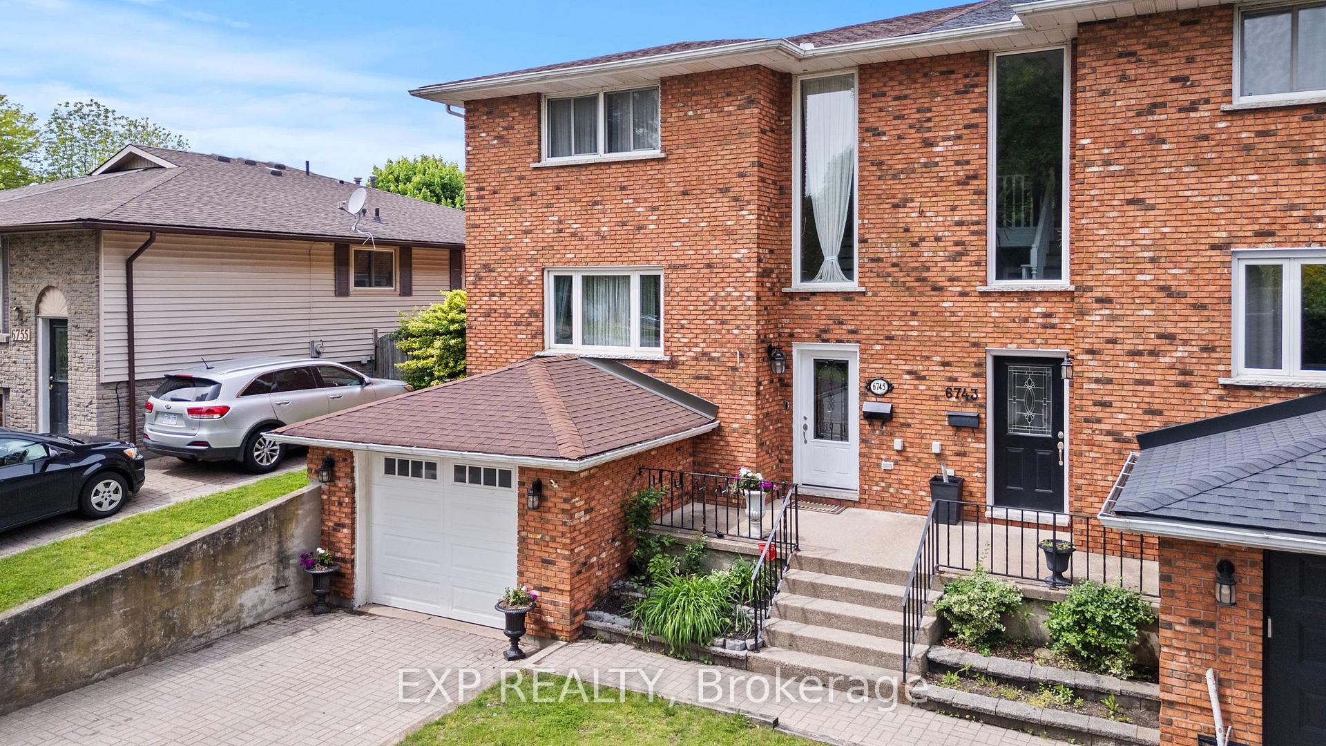 Photo 4 of 6745 Dawson Street, Niagara Falls, Morrison — HOMEH