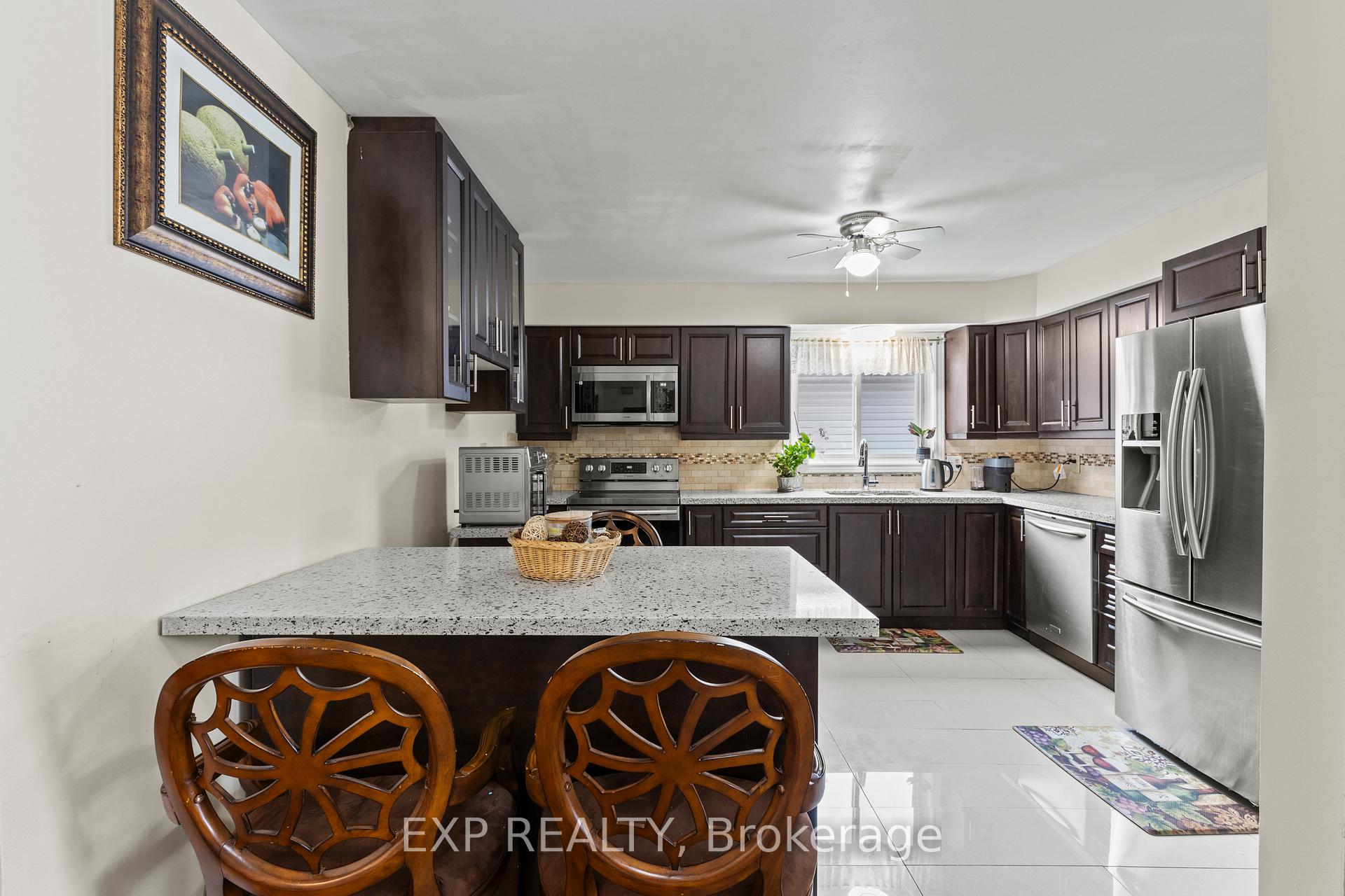 Photo 8 of 6745 Dawson Street, Niagara Falls, Morrison — HOMEH