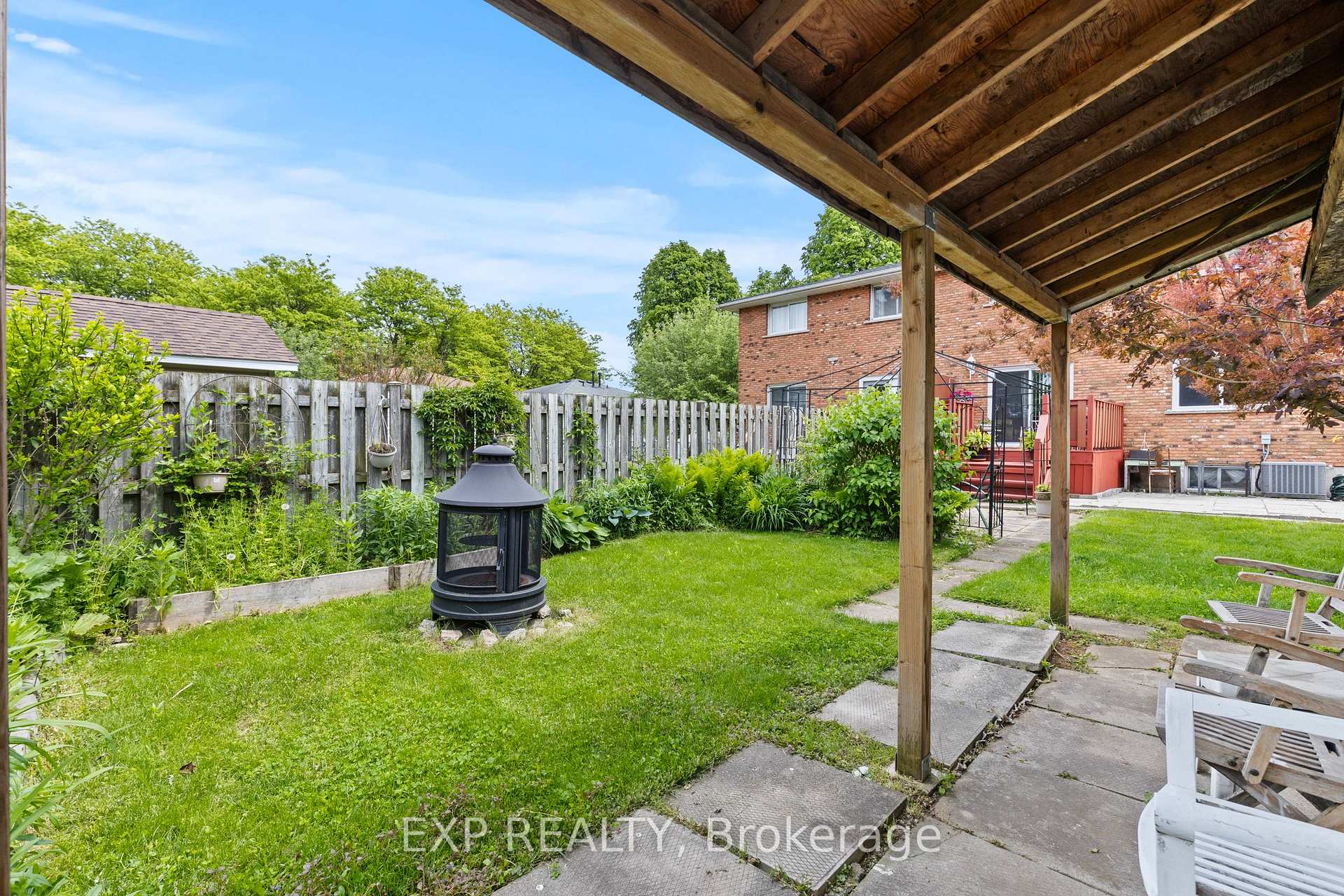 Photo 33 of 6745 Dawson Street, Niagara Falls, Morrison — HOMEH