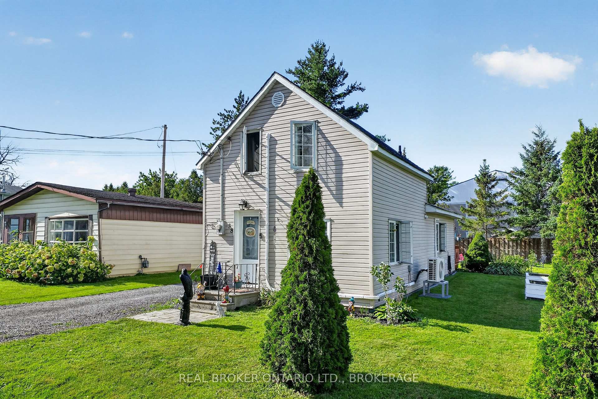 Photo 1 of 38 Broad Street, South Glengarry, Lancaster — HOMEH