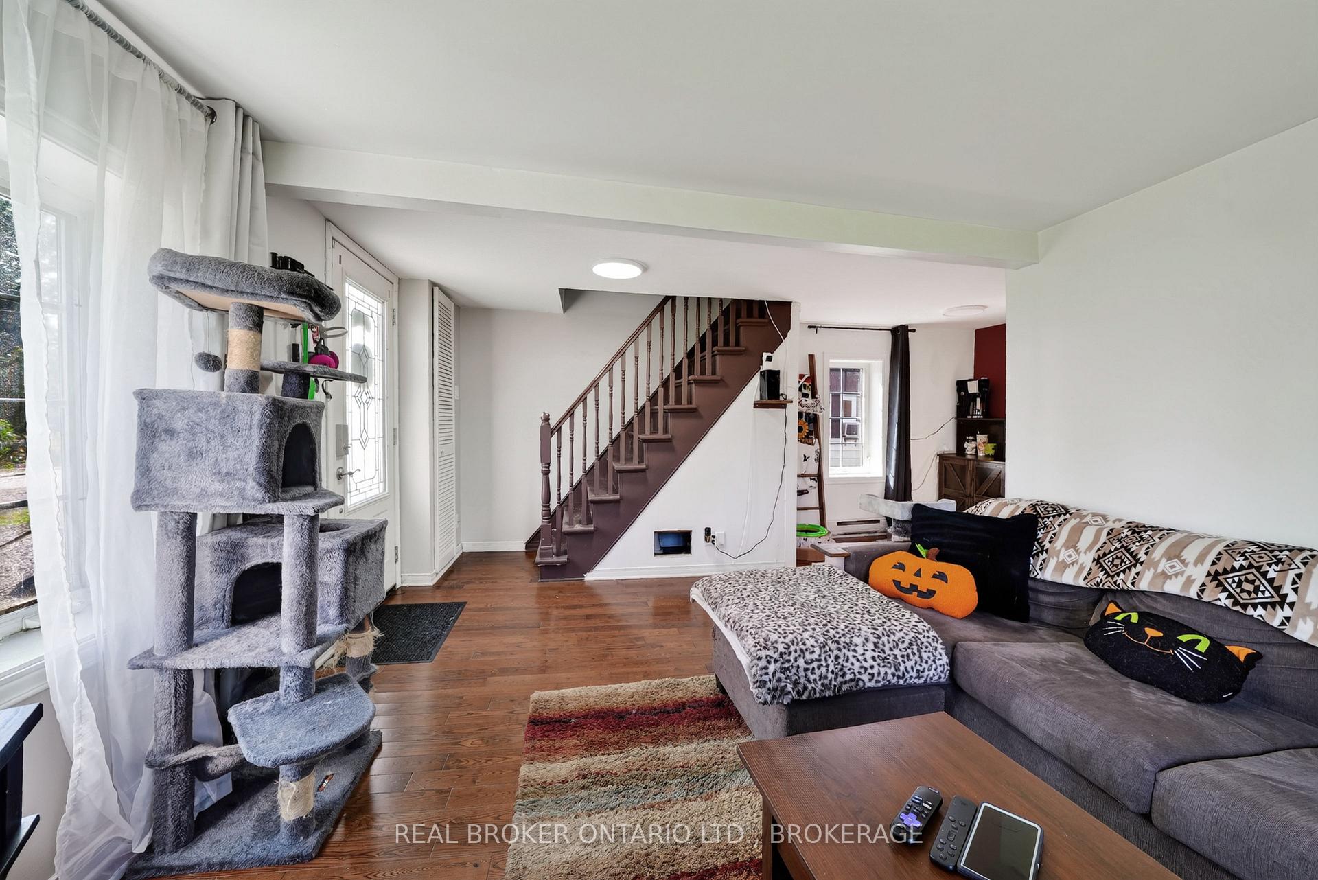 Photo 5 of 38 Broad Street, South Glengarry, Lancaster — HOMEH
