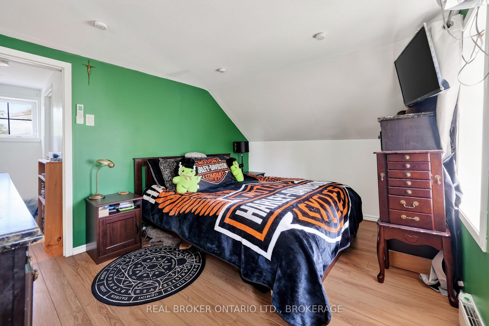 Photo 19 of 38 Broad Street, South Glengarry, Lancaster — HOMEH