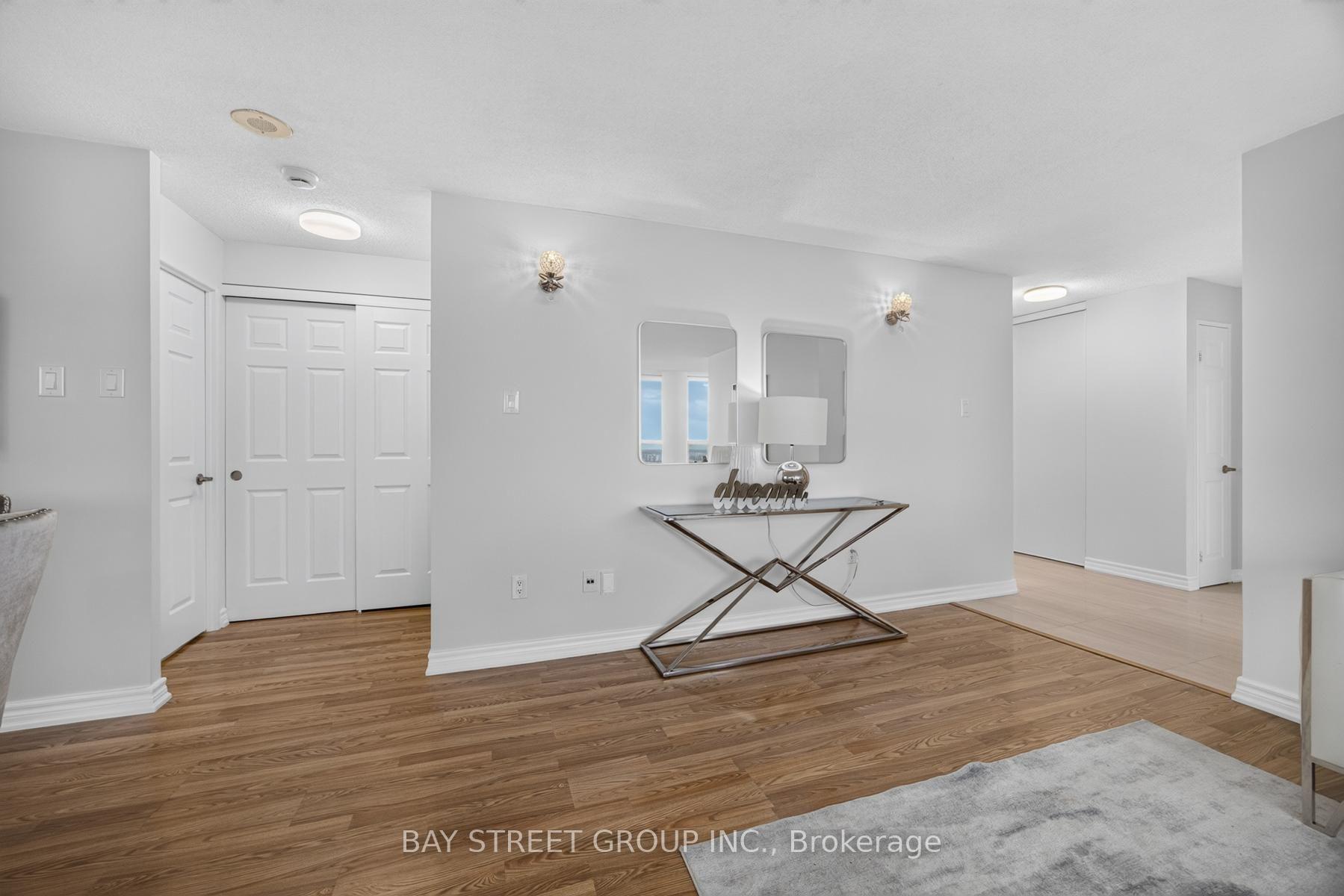 Photo 7 of Unit 2203, 400 Webb Drive, Mississauga, City Centre — HOMEH