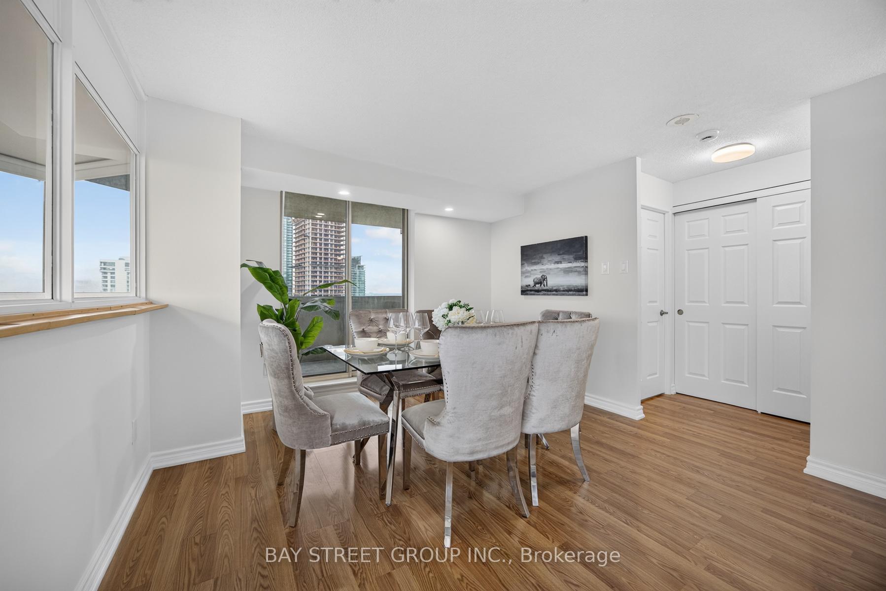 Photo 10 of Unit 2203, 400 Webb Drive, Mississauga, City Centre — HOMEH