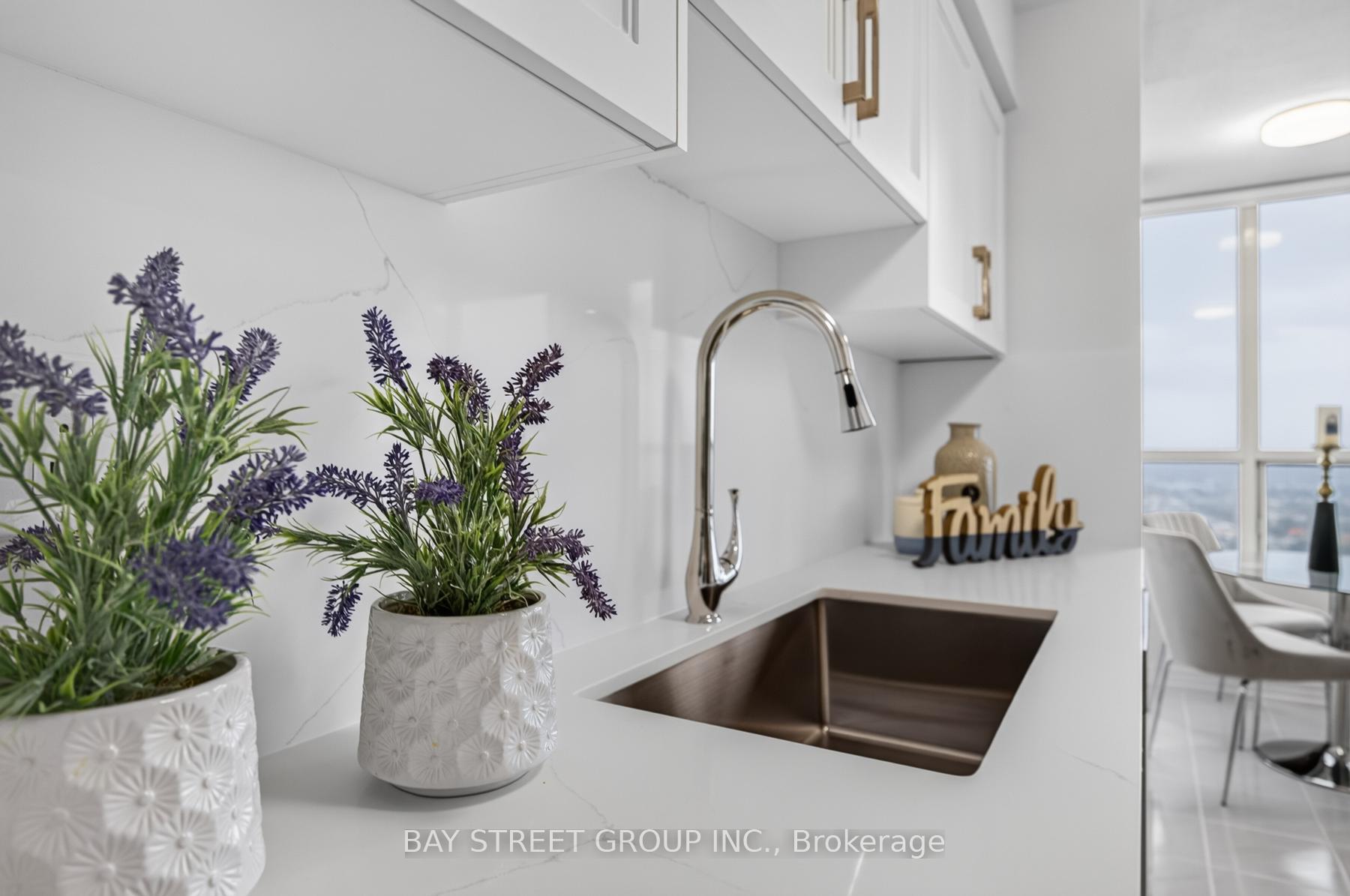 Photo 16 of Unit 2203, 400 Webb Drive, Mississauga, City Centre — HOMEH
