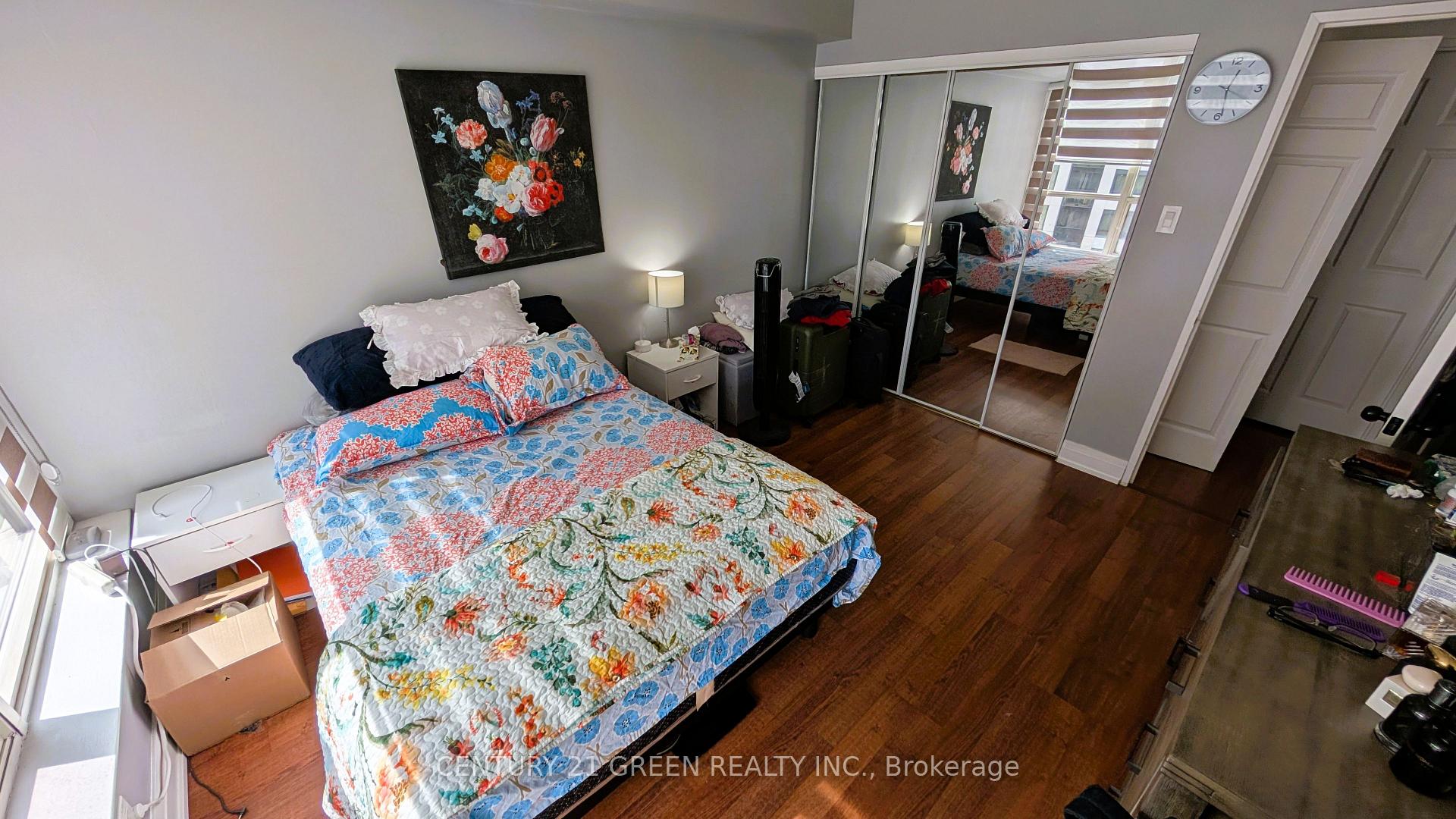 Photo 18 of Unit 1211, 55 Elm Drive, Mississauga, City Centre — HOMEH