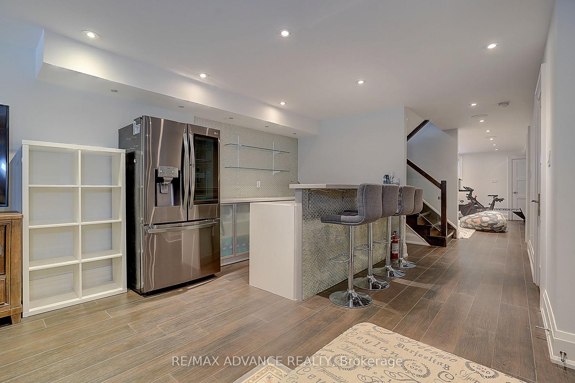 Photo 34 of 218 Cameron Avenue, North York, Lansing-Westgate — HOMEH