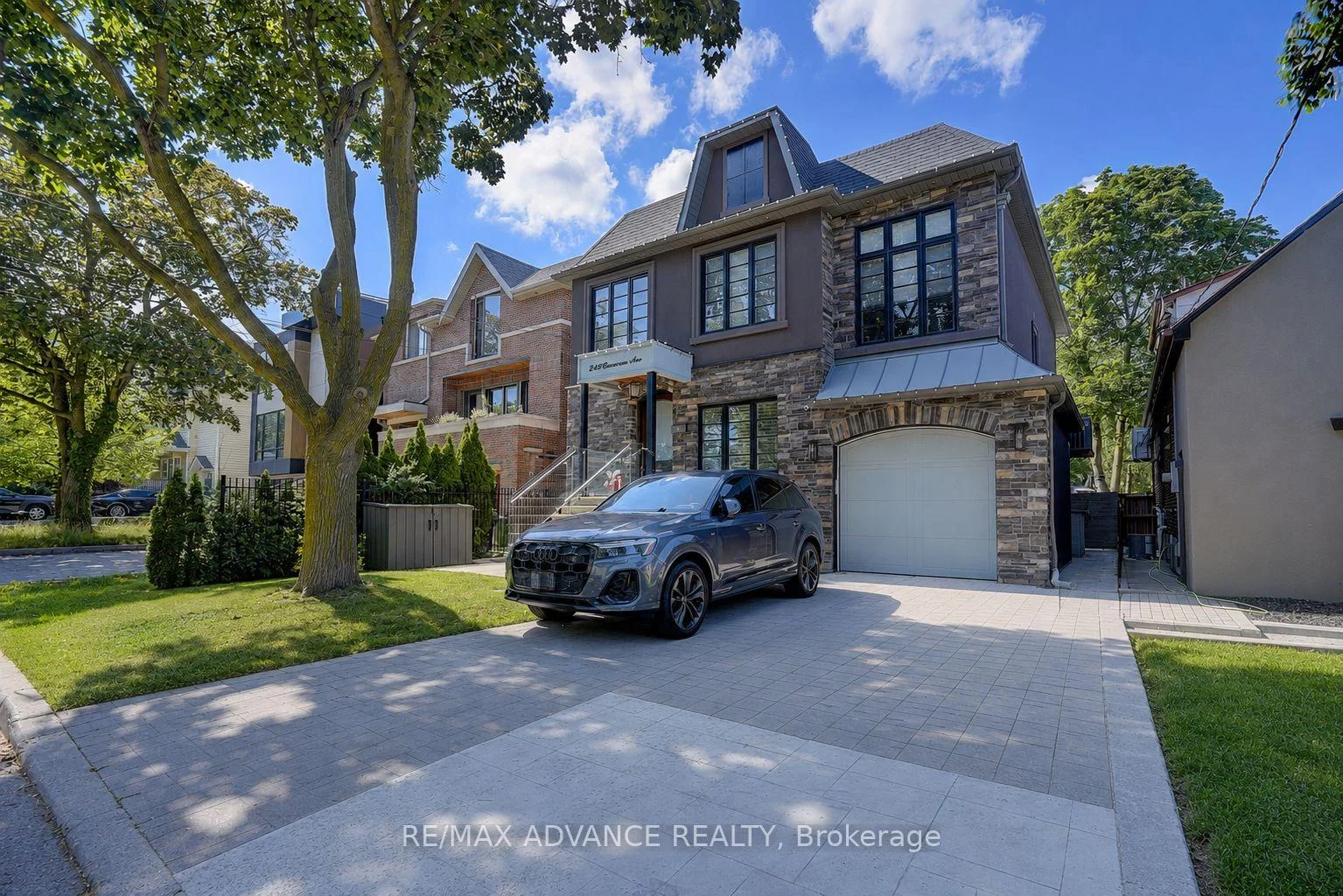 Photo 44 of 218 Cameron Avenue, North York, Lansing-Westgate — HOMEH