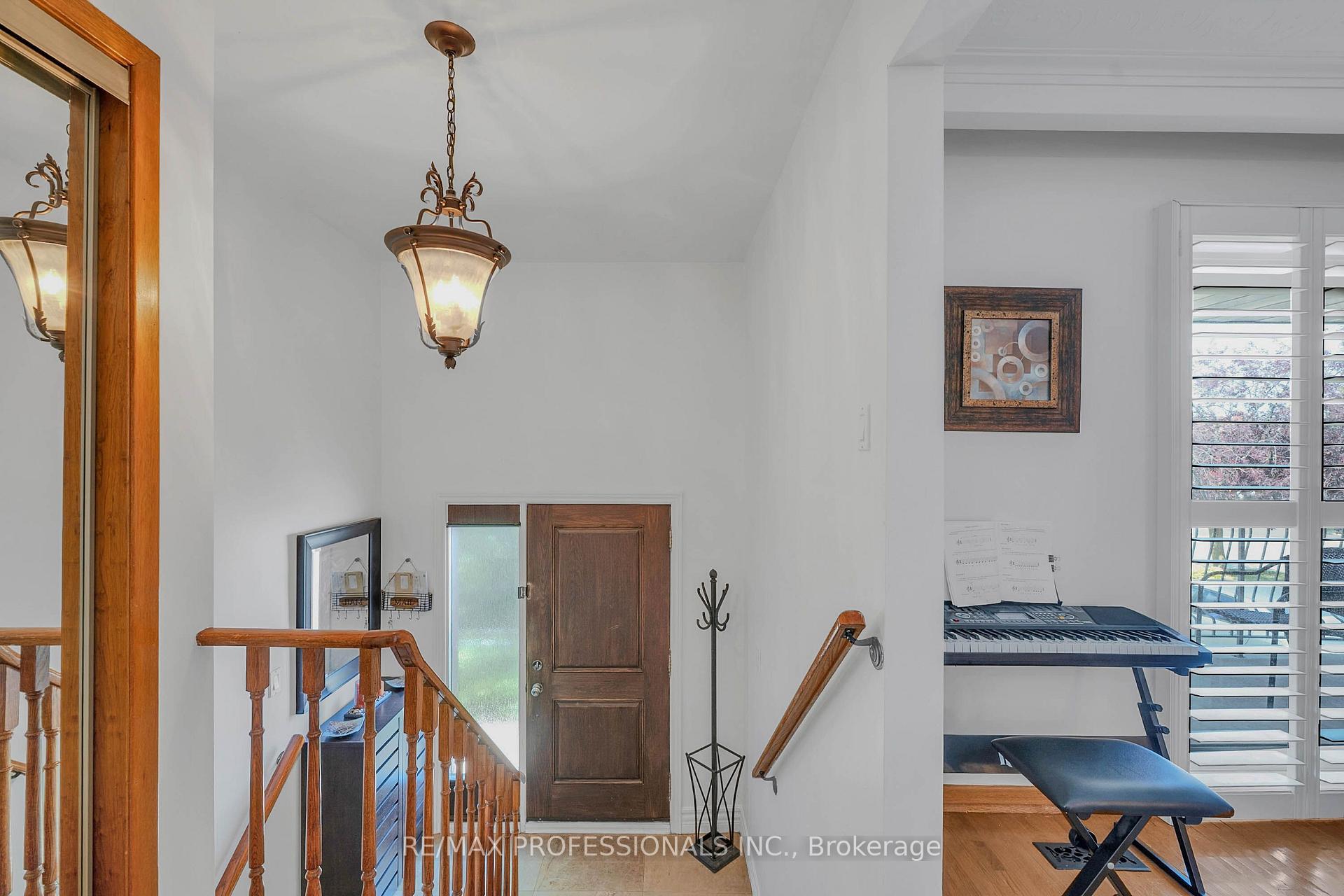 Photo 2 of 23 Anthia Drive, North York, Humber Summit — HOMEH