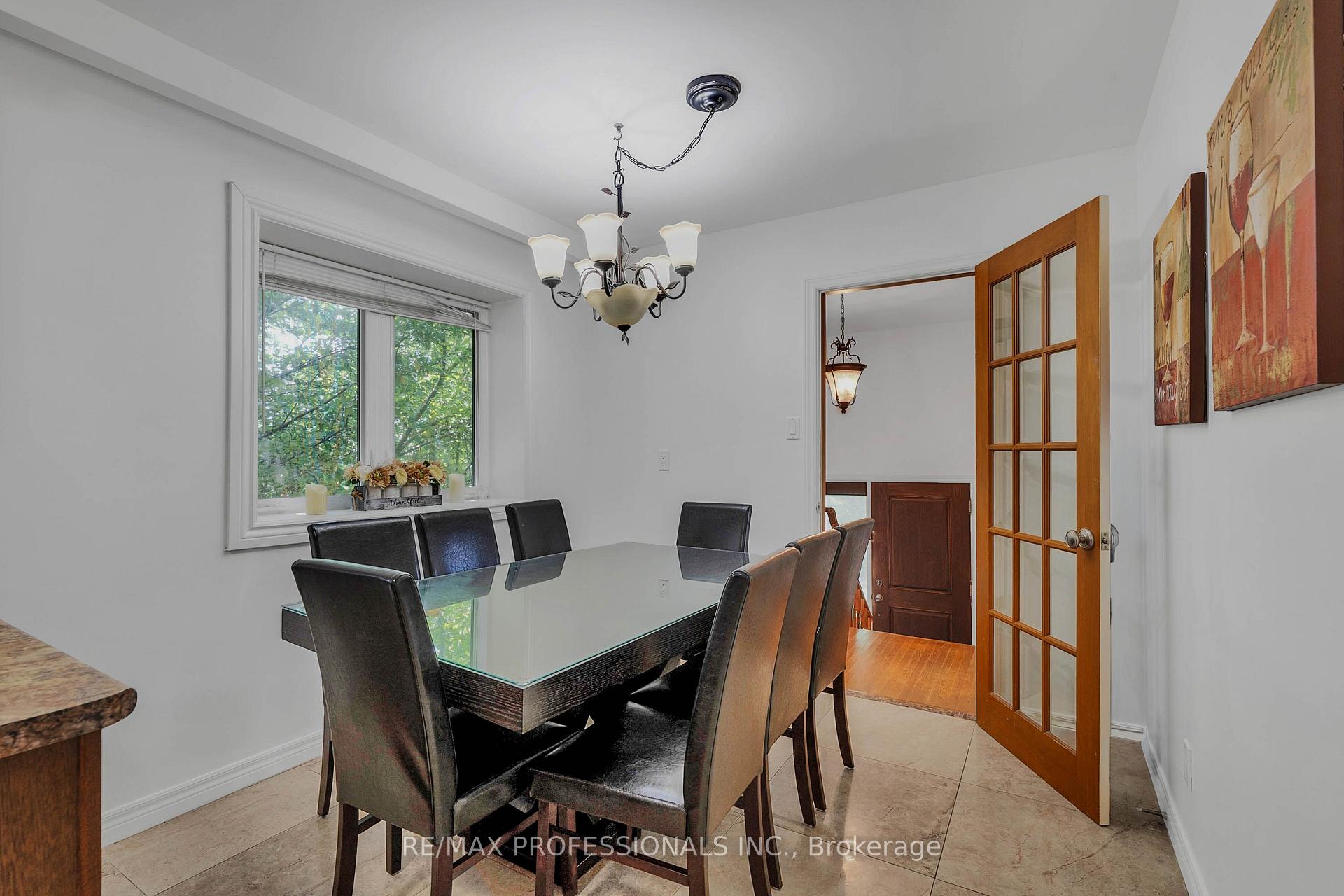 Photo 13 of 23 Anthia Drive, North York, Humber Summit — HOMEH
