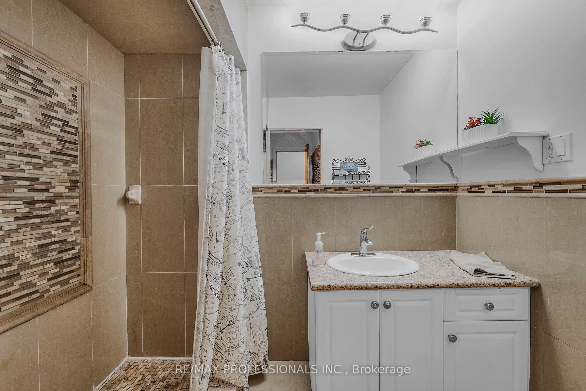 Photo 23 of 23 Anthia Drive, North York, Humber Summit — HOMEH