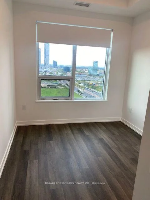 Photo 8 of Unit 1404, 21 Meadowvale Road, Vaughan, Concord — HOMEH