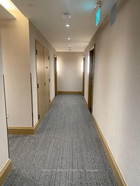 Photo 10 of Unit 1404, 21 Meadowvale Road, Vaughan, Concord — HOMEH