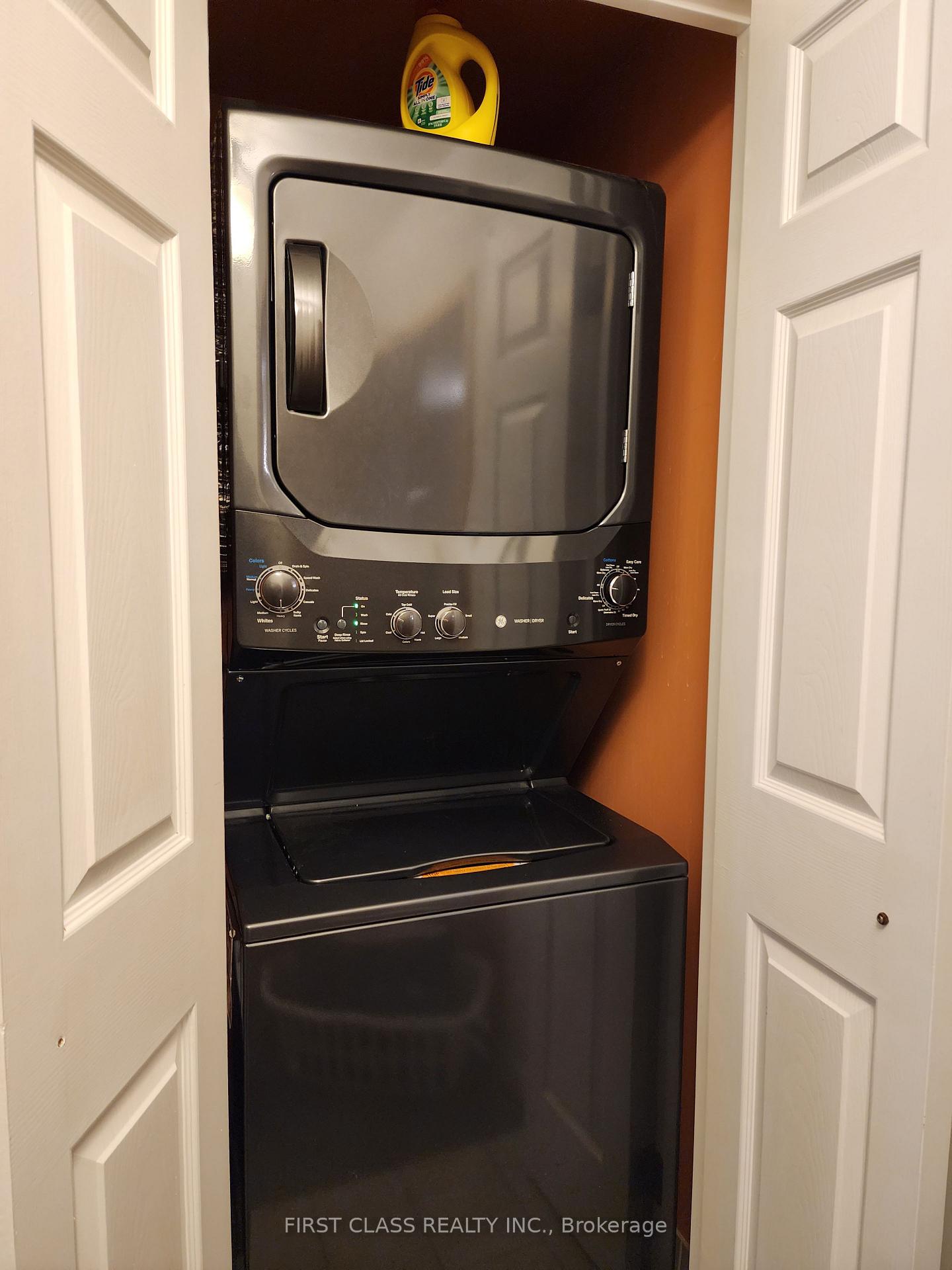 Photo 8 of Unit 1306, 24 Wellesley Street W, Toronto, Bay Street Corridor — HOMEH