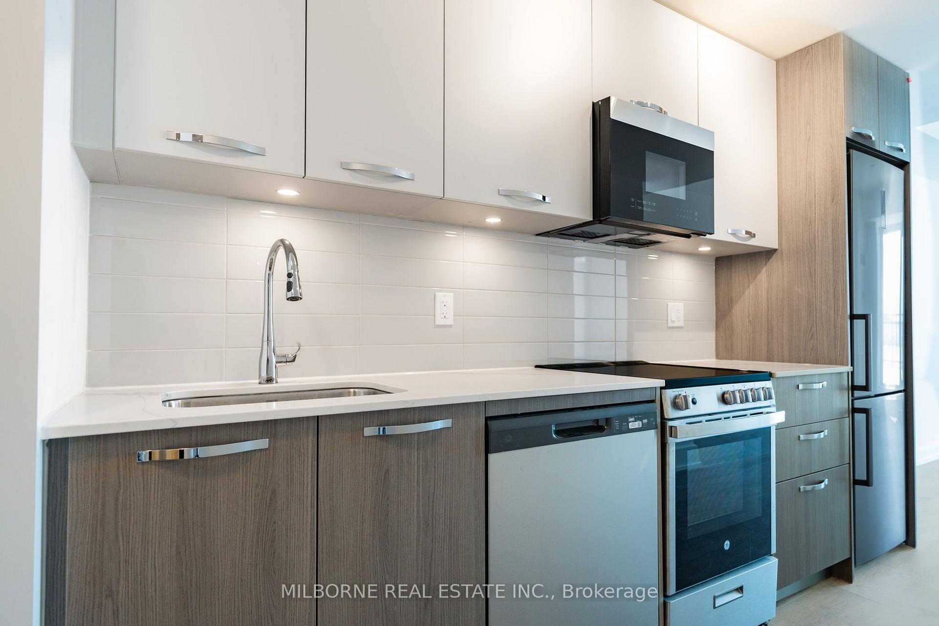 Photo 3 of Unit 2108, 75 James Street S, Hamilton, Corktown — HOMEH