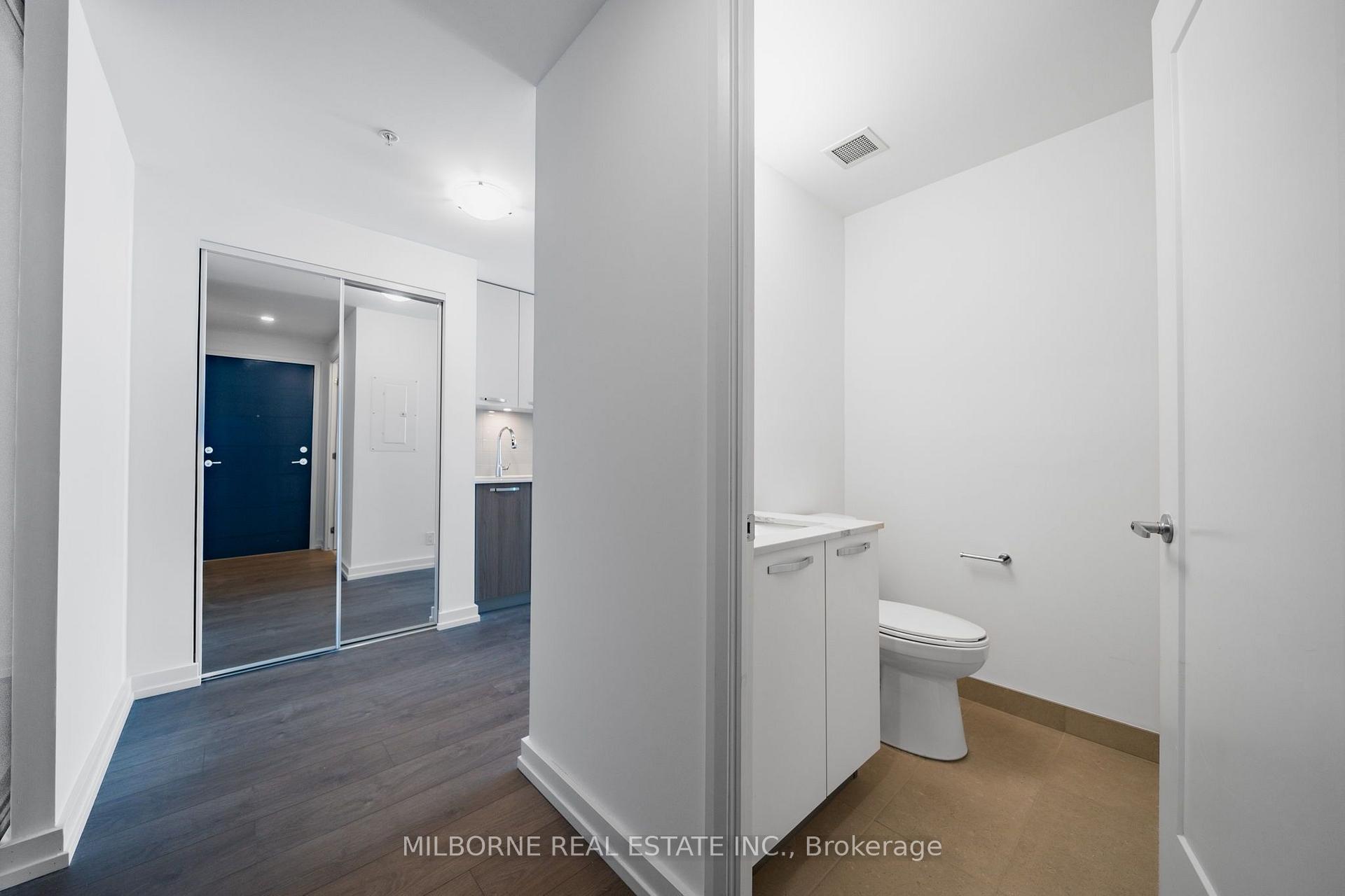 Photo 6 of Unit 2108, 75 James Street S, Hamilton, Corktown — HOMEH
