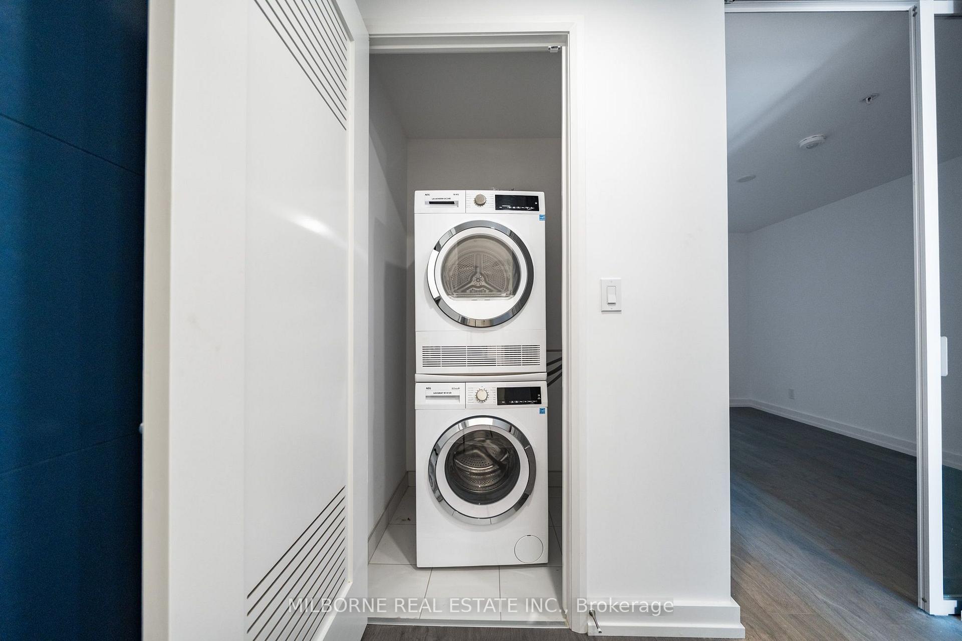 Photo 7 of Unit 2108, 75 James Street S, Hamilton, Corktown — HOMEH