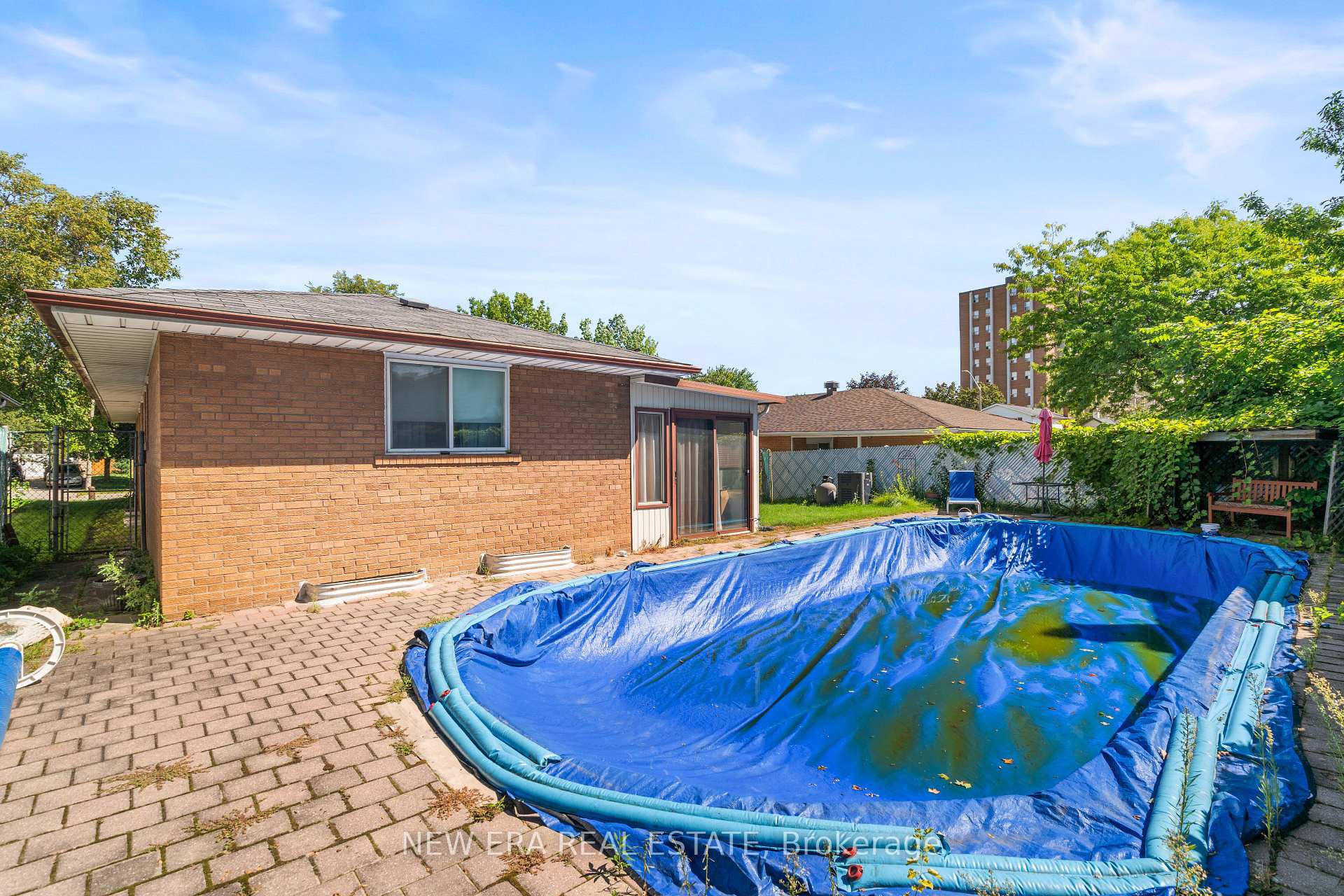 Photo 34 of 1889 Steepbank Crescent, Mississauga, Applewood — HOMEH
