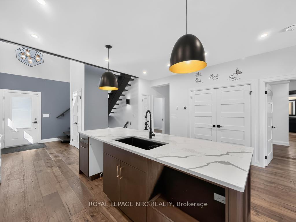Photo 4 of 14 Charlotte Court, Welland, Prince Charles — HOMEH