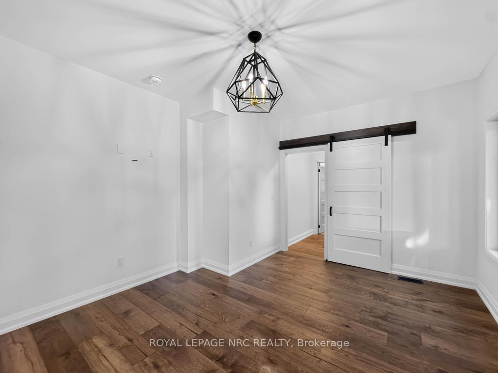 Photo 19 of 14 Charlotte Court, Welland, Prince Charles — HOMEH