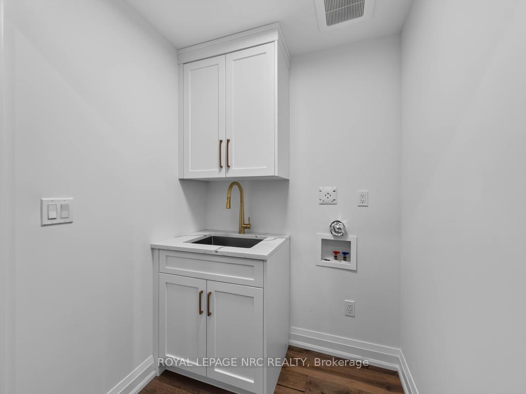 Photo 36 of 14 Charlotte Court, Welland, Prince Charles — HOMEH