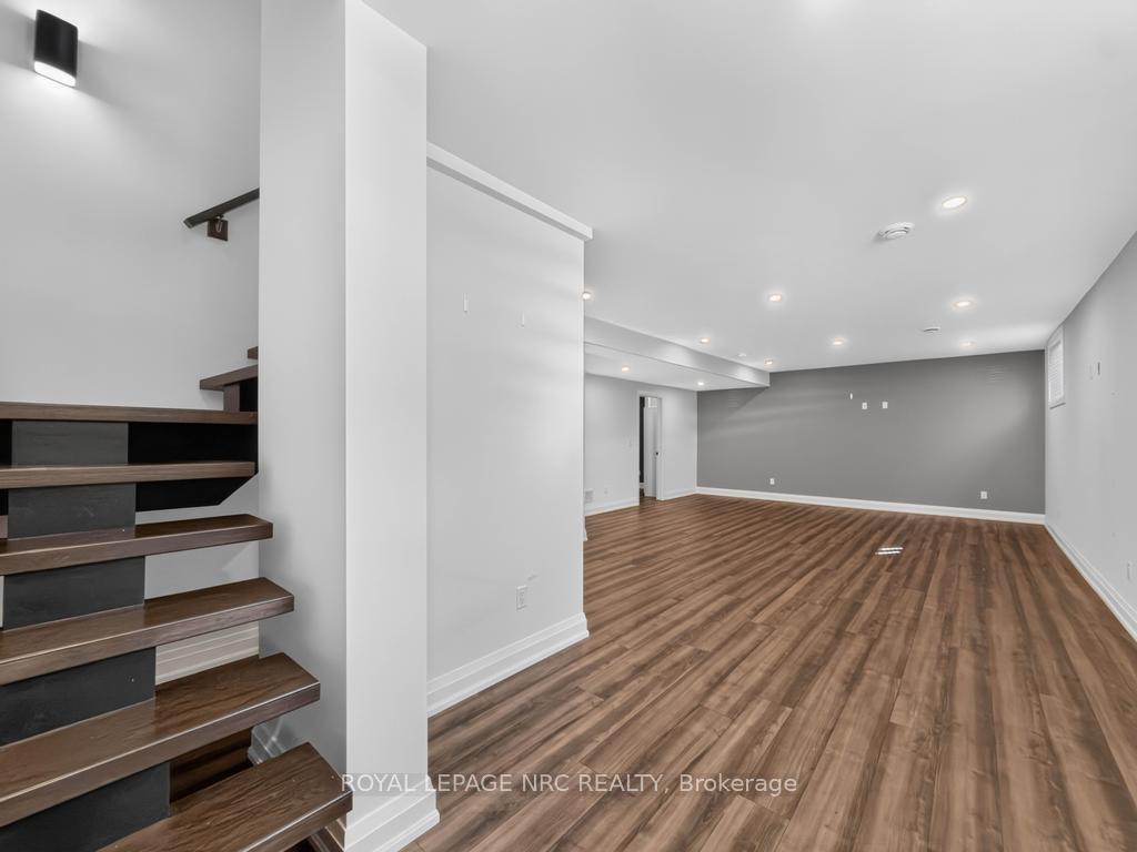 Photo 37 of 14 Charlotte Court, Welland, Prince Charles — HOMEH