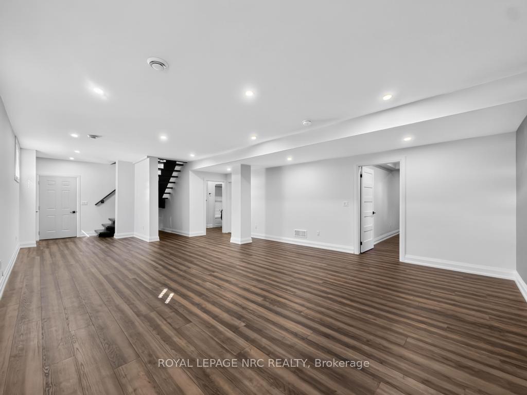 Photo 38 of 14 Charlotte Court, Welland, Prince Charles — HOMEH