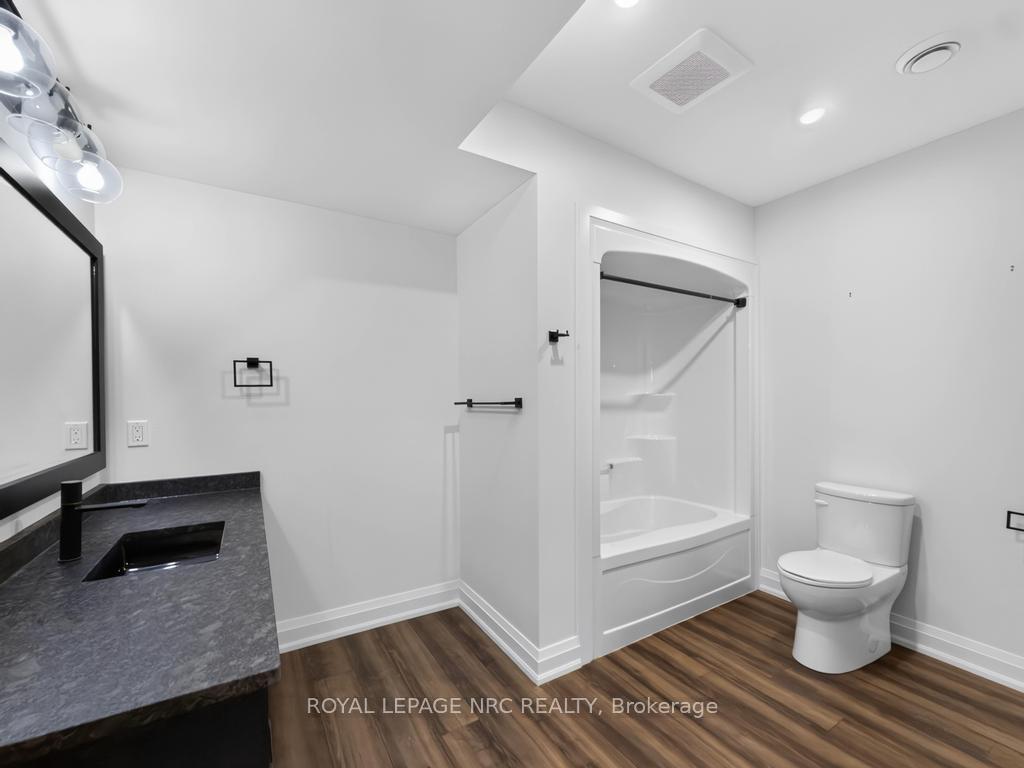 Photo 44 of 14 Charlotte Court, Welland, Prince Charles — HOMEH