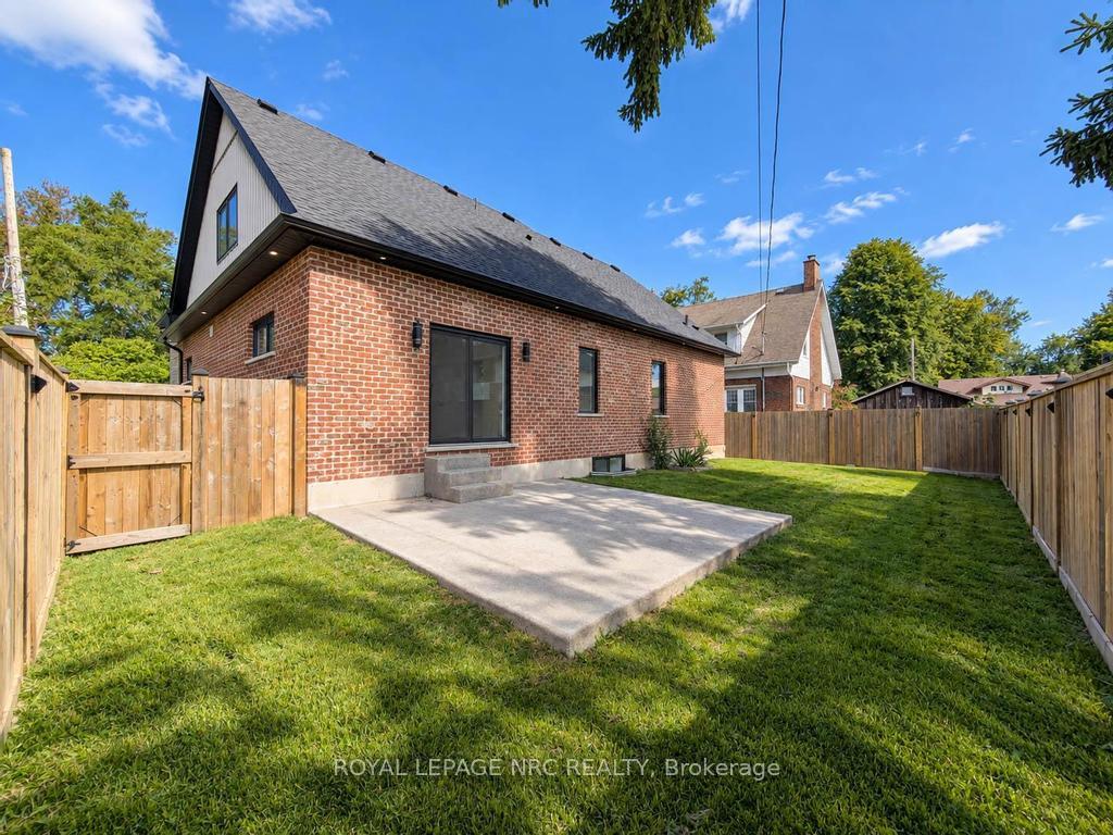 Photo 46 of 14 Charlotte Court, Welland, Prince Charles — HOMEH