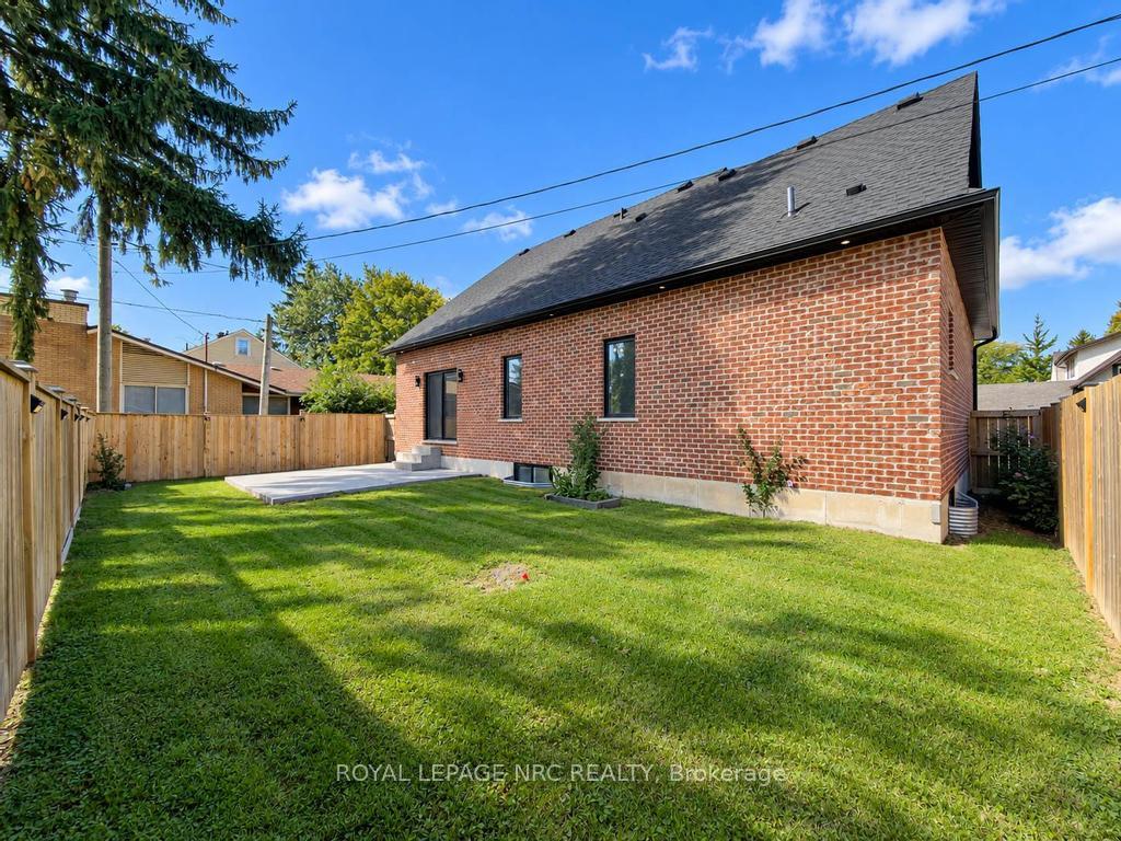 Photo 47 of 14 Charlotte Court, Welland, Prince Charles — HOMEH