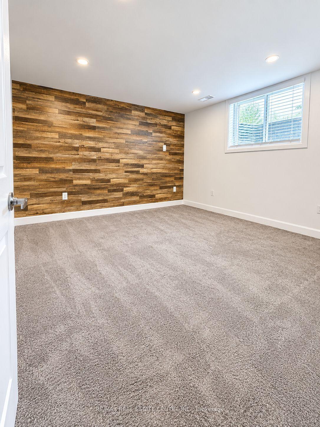 Photo 4 of Unit Basement, 46 Wayne Drive, Kitchener, Stanley Park — HOMEH