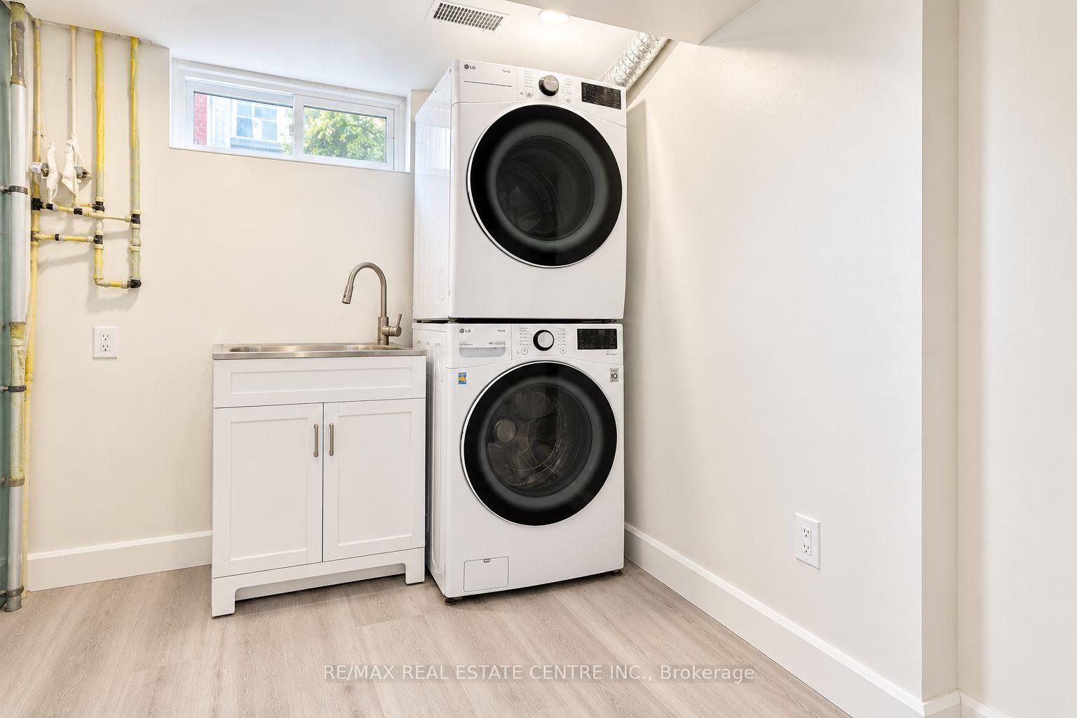 Photo 6 of Unit Basement, 46 Wayne Drive, Kitchener, Stanley Park — HOMEH