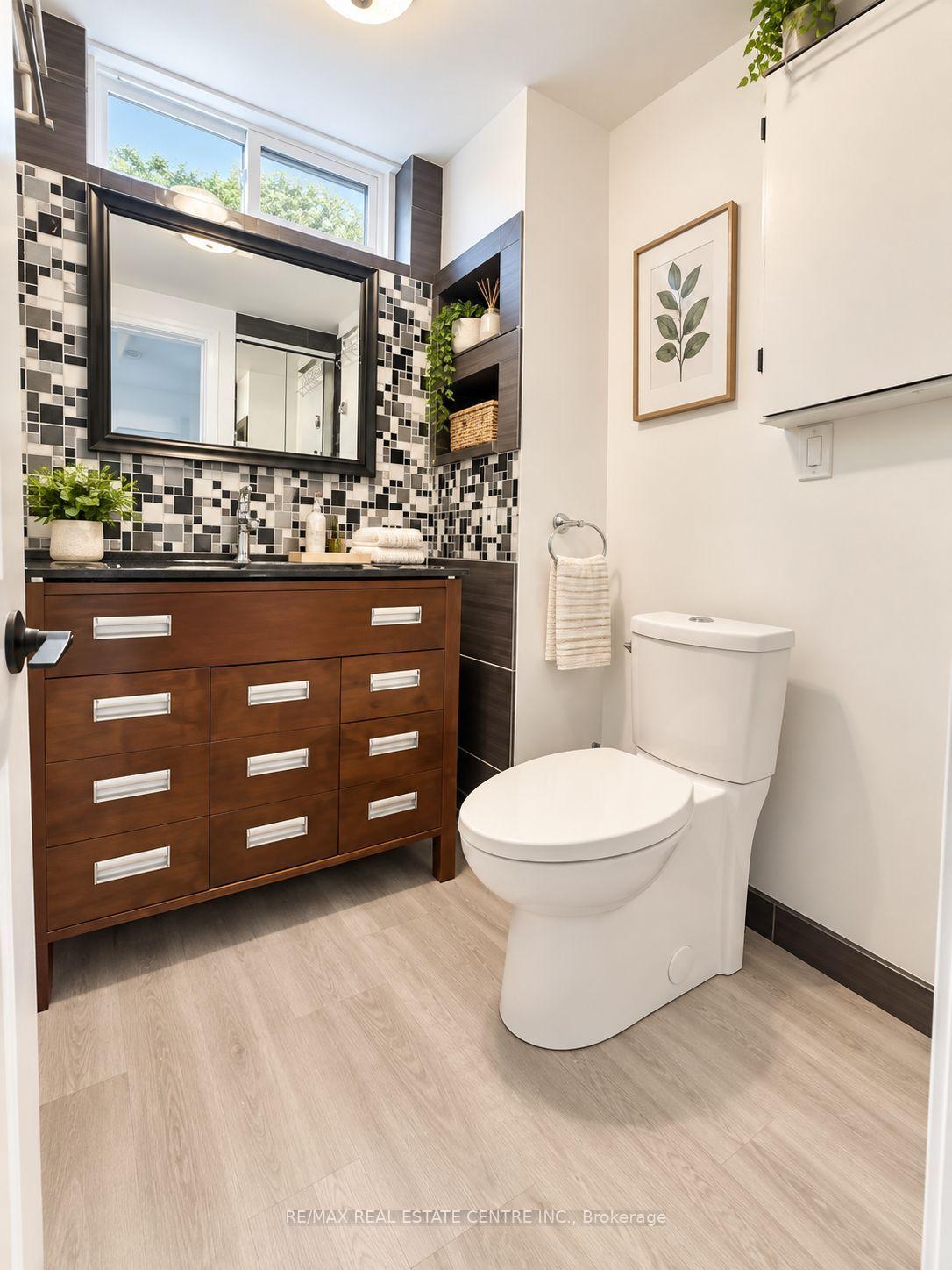 Photo 9 of Unit Basement, 46 Wayne Drive, Kitchener, Stanley Park — HOMEH