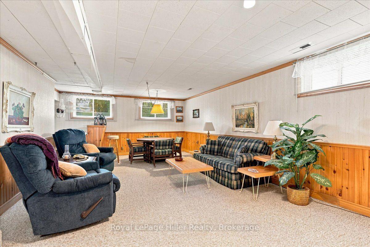 Photo 26 of 66 Elgin Crescent, Stratford — HOMEH