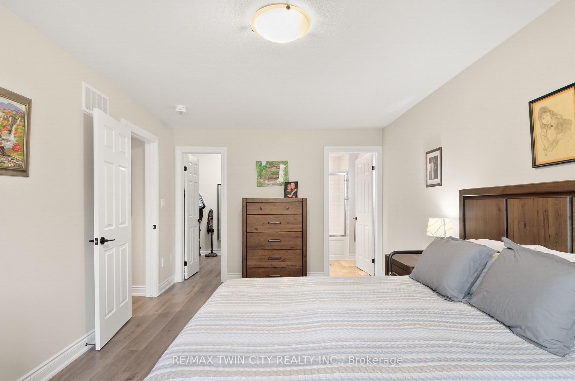 Photo 28 of 6 Edenridge Drive, Haldimand — HOMEH