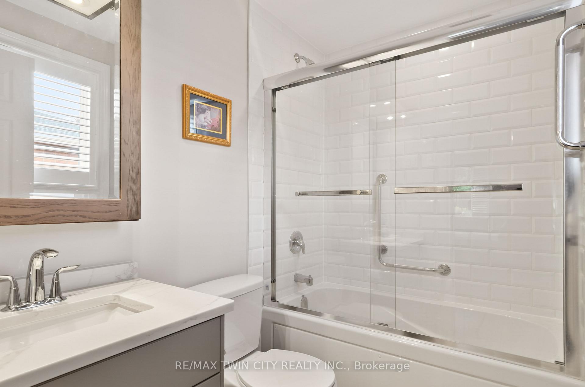 Photo 31 of 6 Edenridge Drive, Haldimand — HOMEH