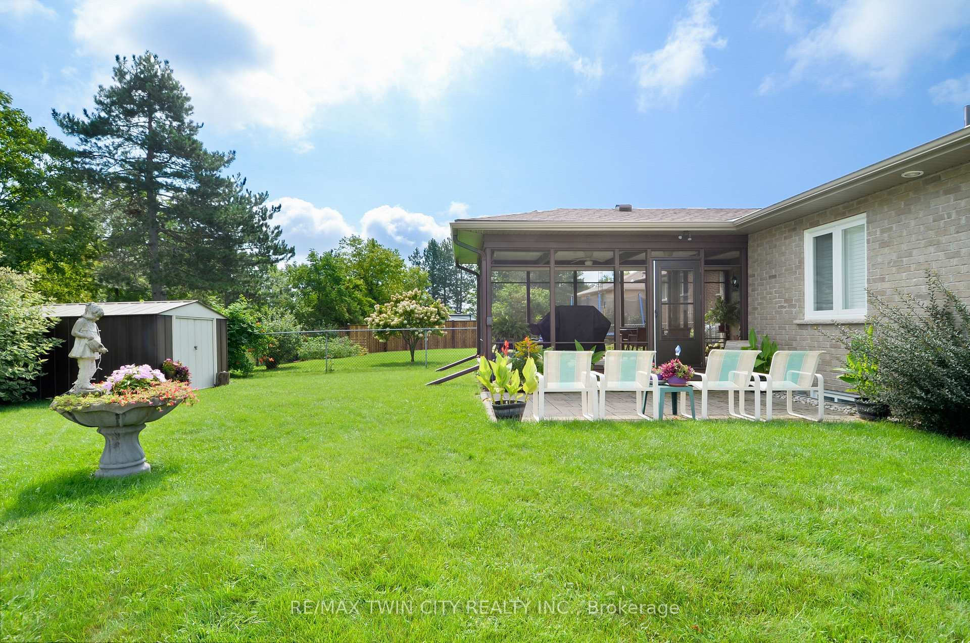 Photo 43 of 6 Edenridge Drive, Haldimand — HOMEH