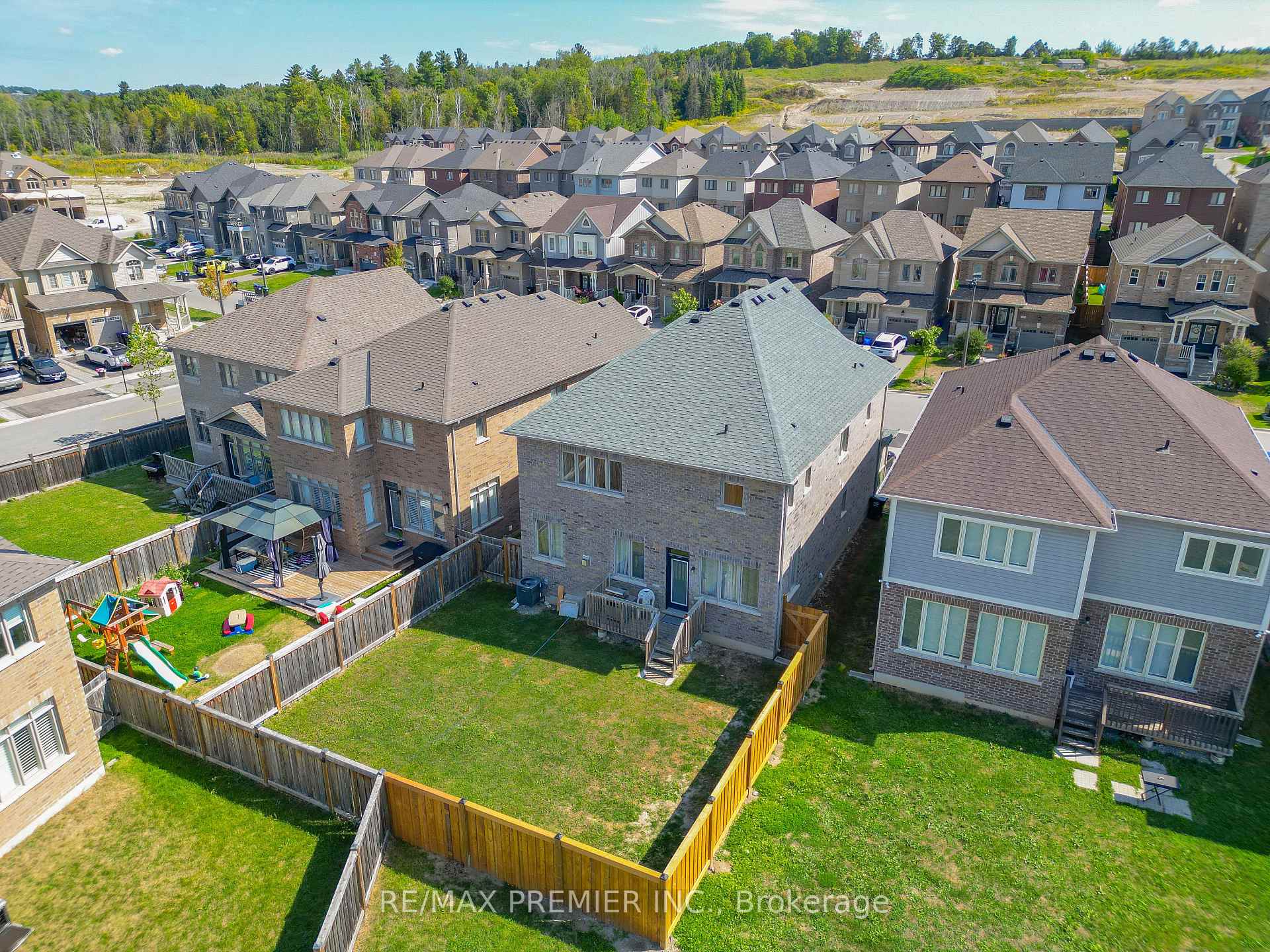 Photo 9 of 66 Owens Road, New Tecumseth, Rural New Tecumseth — HOMEH