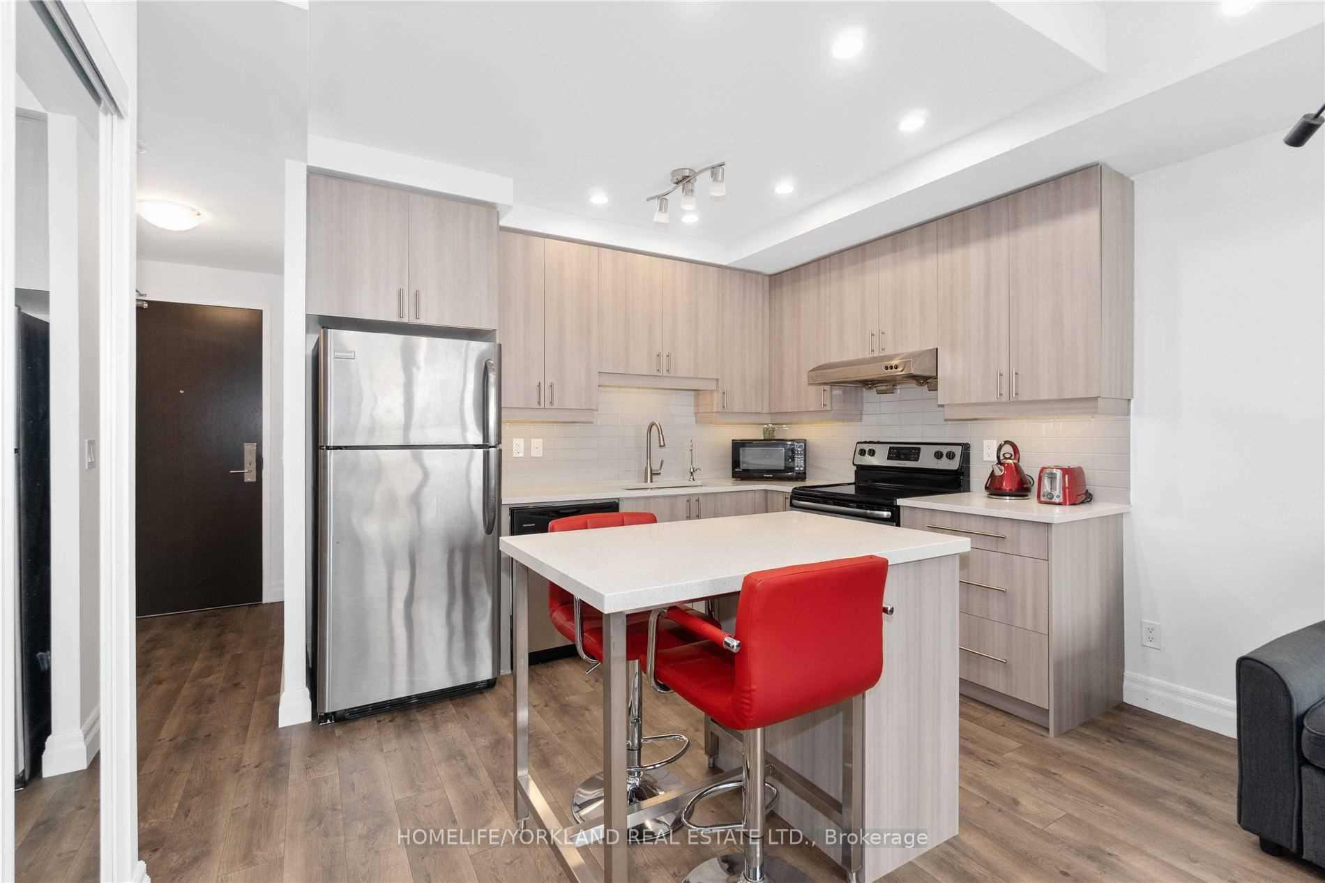 Photo 4 of Unit 601, 8130 Birchmount Road, Markham, Unionville — HOMEH