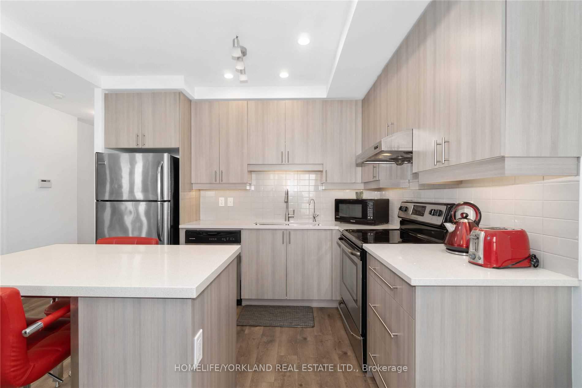 Photo 6 of Unit 601, 8130 Birchmount Road, Markham, Unionville — HOMEH