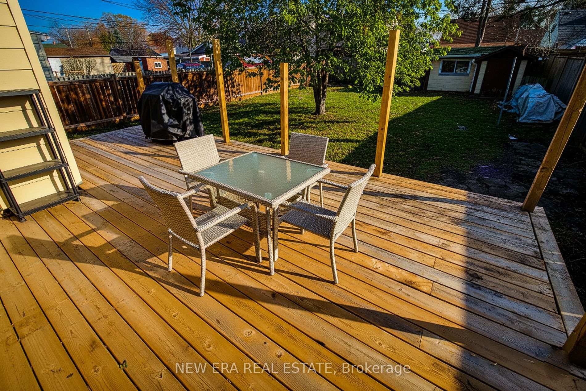 Photo 7 of 54 Eighth Avenue, Brantford, Eagle Place East — HOMEH