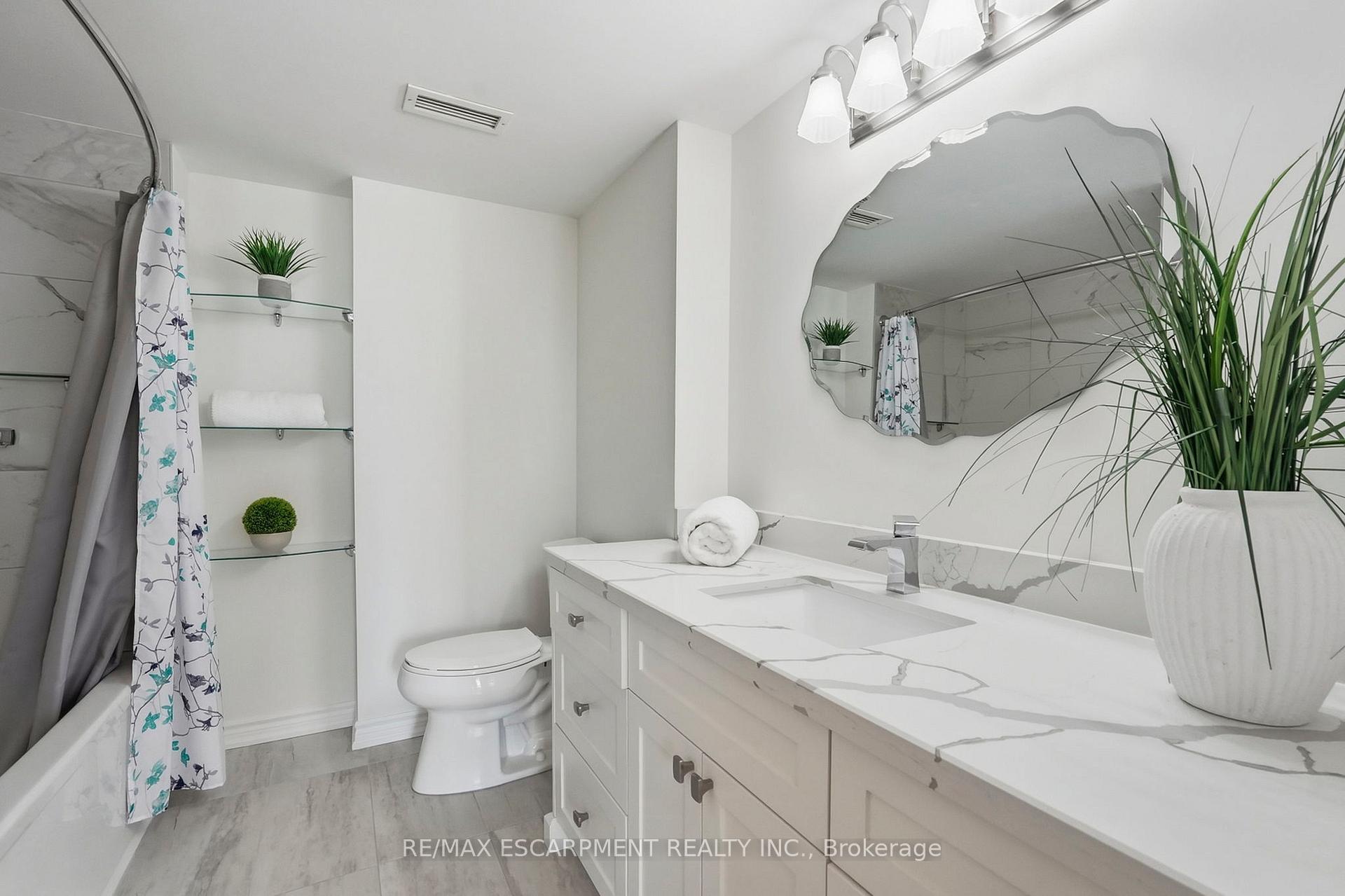 Photo 27 of Unit 403, 100 Millside Drive, Milton, Old Milton — HOMEH