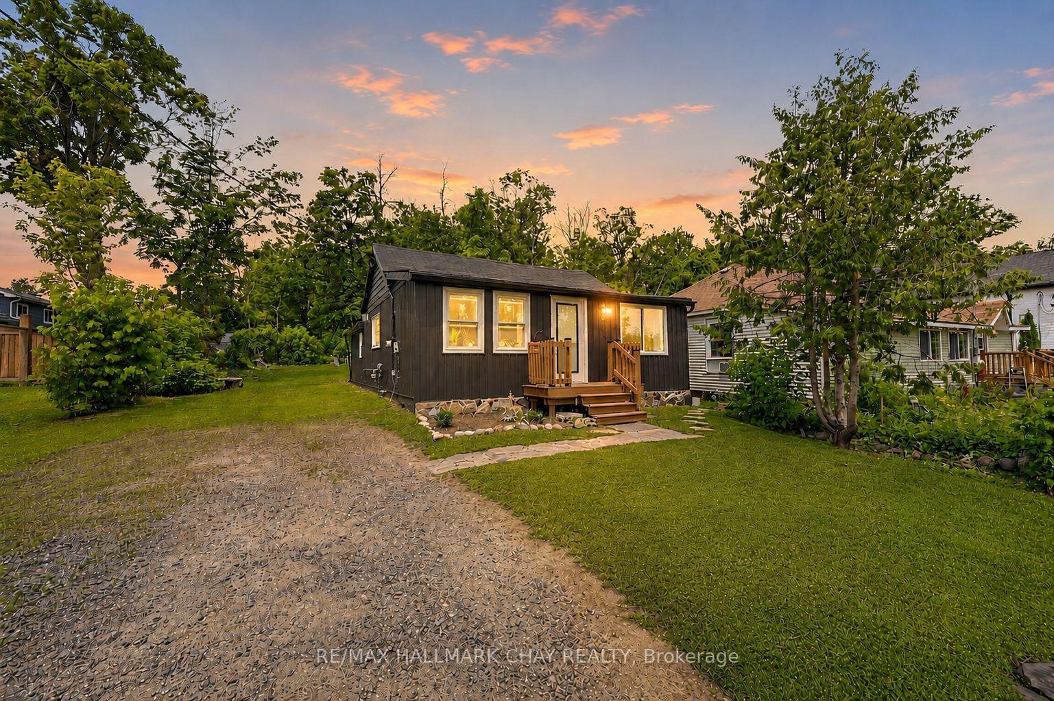 Photo 16 of 8 Myrtle Avenue, Oro-Medonte, Rural Oro-Medonte — HOMEH